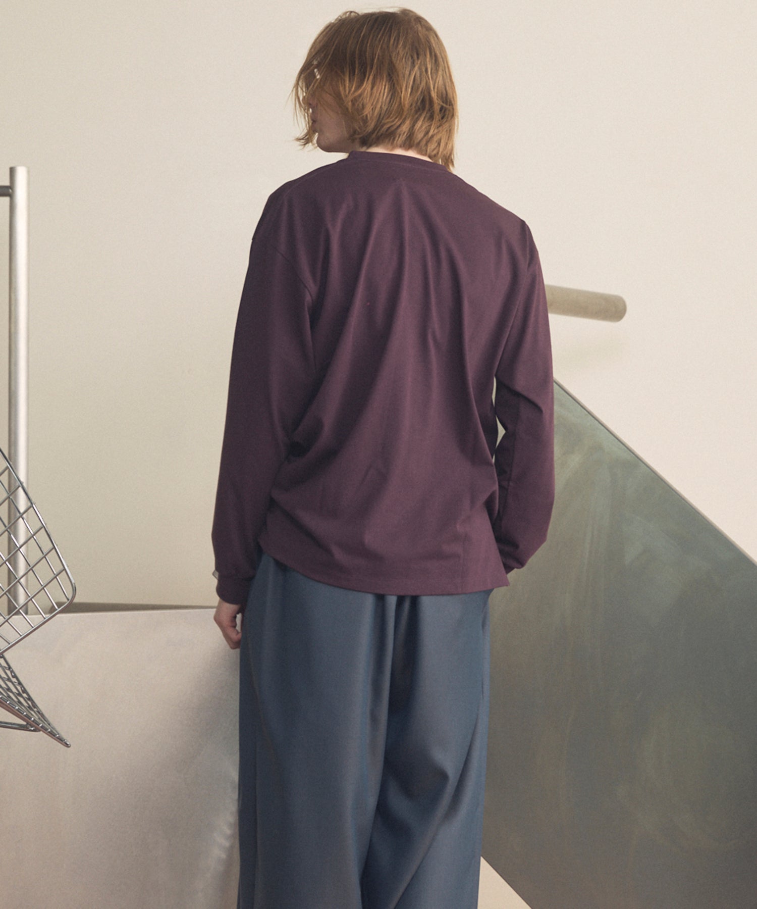 艺术家图形刺绣Prime-Over船长颈长袖T恤