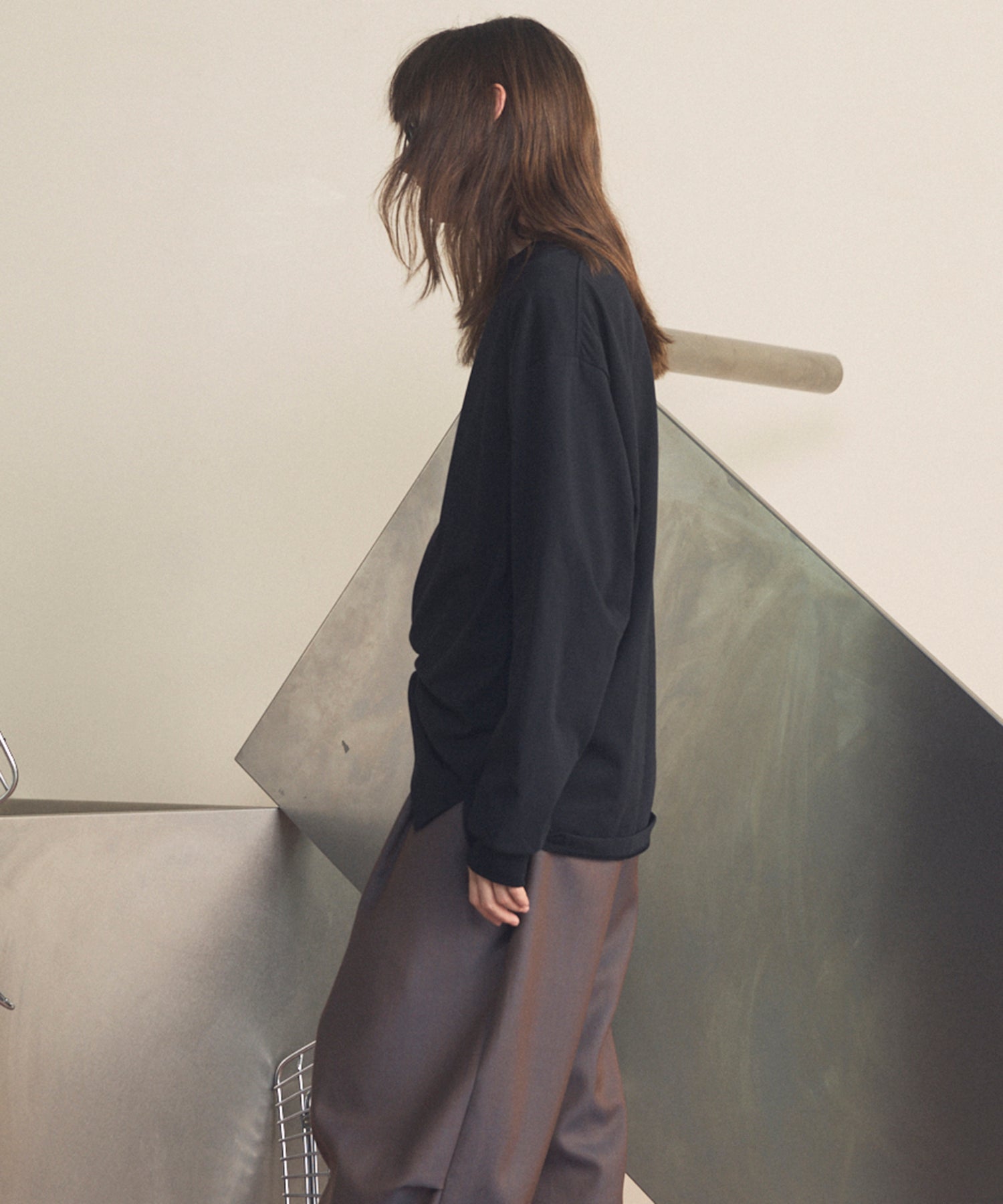 艺术家图形刺绣Prime-Over船长颈长袖T恤