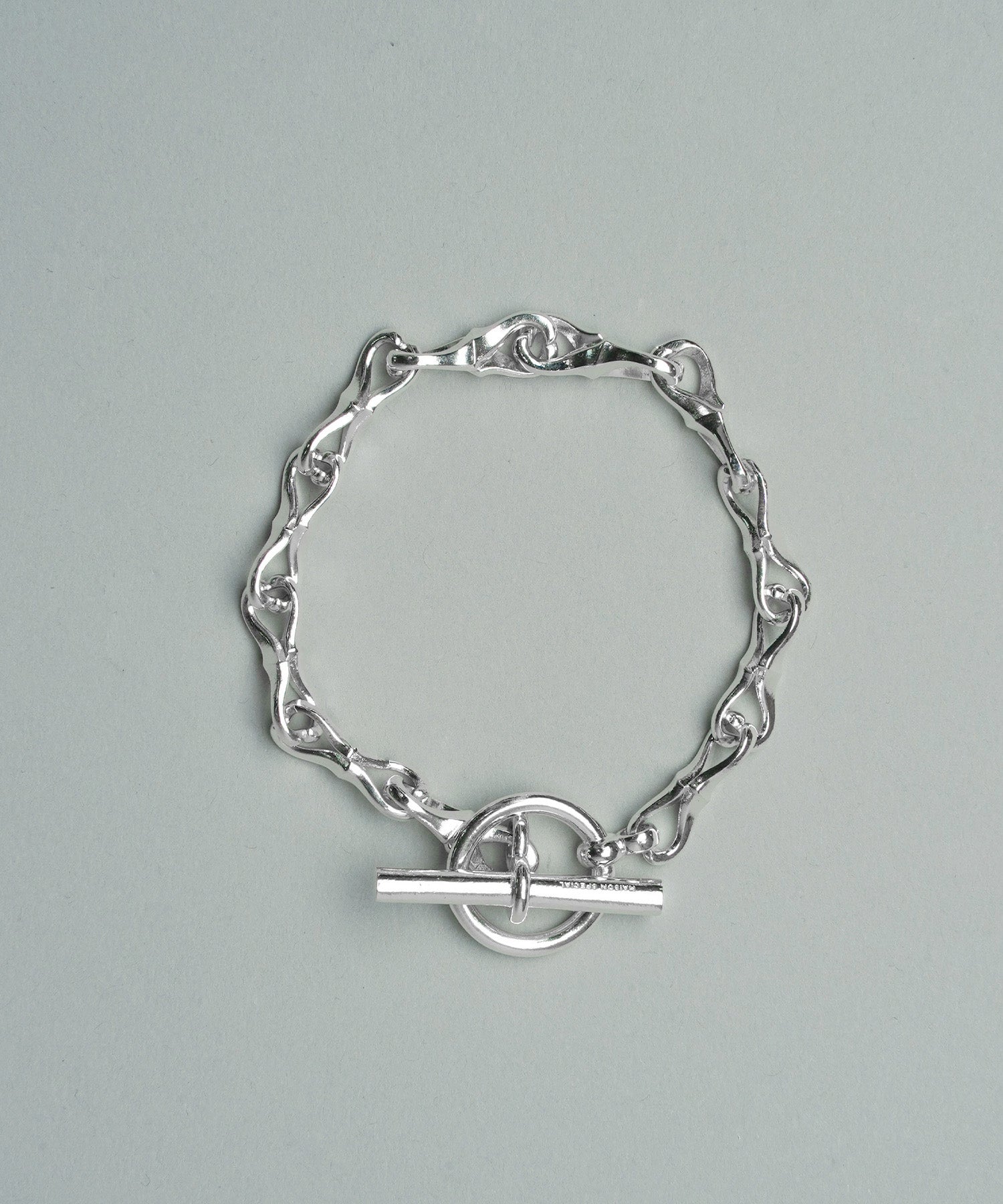 【26SS PRE-ORDER】F-hole Motif Chain Bracelet