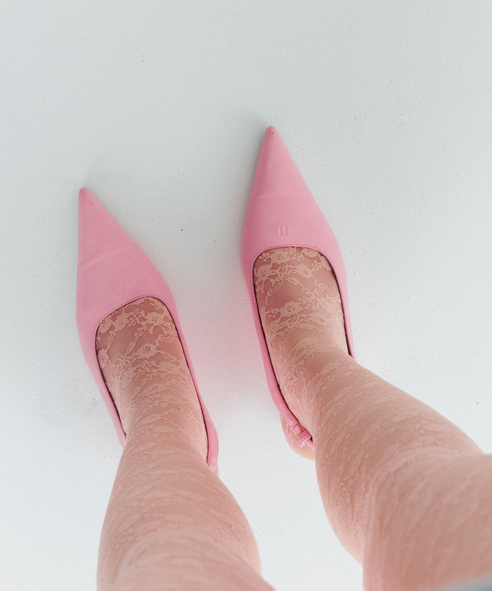 pointed wedge pumps