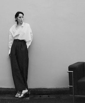 【26SPRING PRE-ORDER】Asymmetrical drape shirt