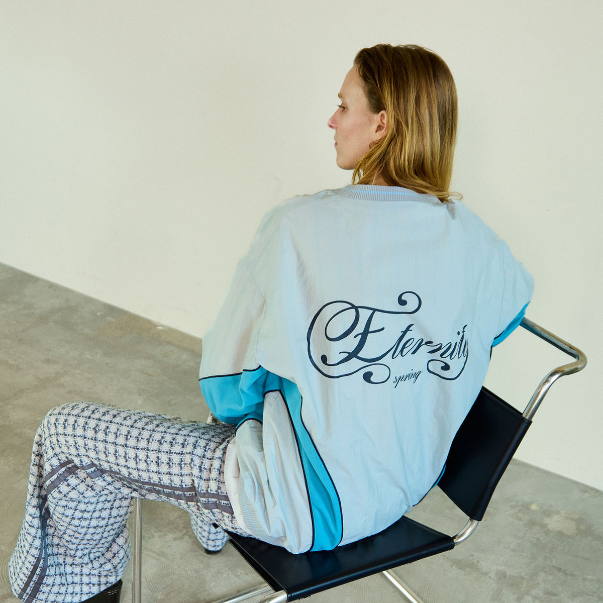 SALE】Striped Print V-Neck Tops