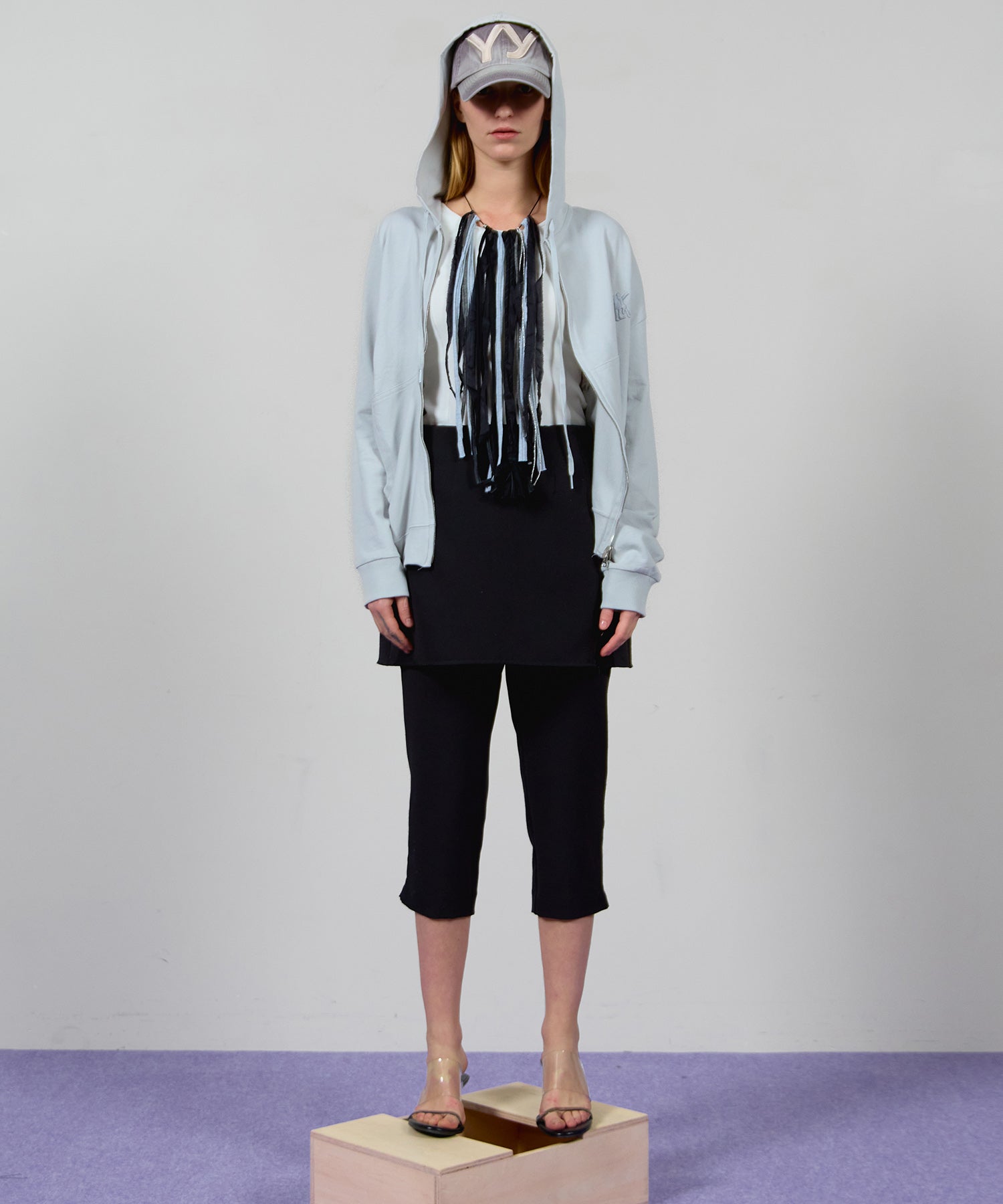 【OPEN YY】SLANT ZIP HOODIE