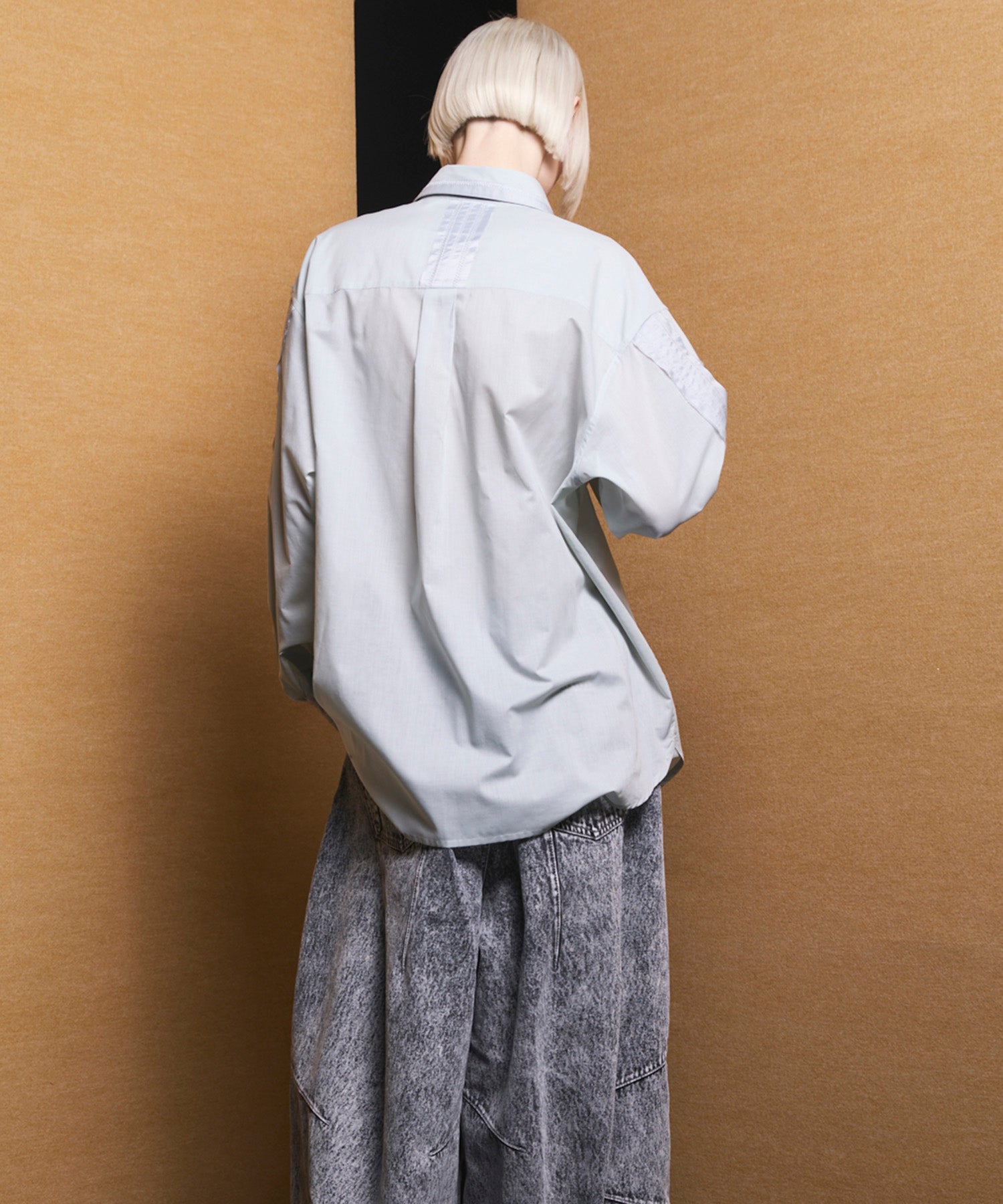 【26ss PRE-ORDER】Deep Front Neck Prime-Over Skipper Shirt