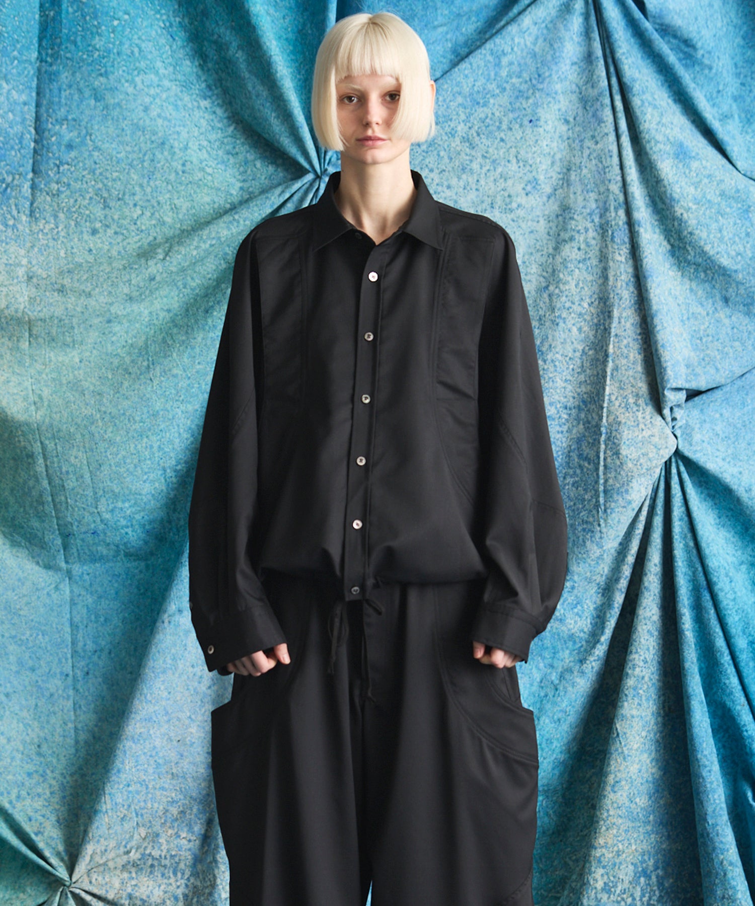 【26SS PRE-ORDER】NISHIKAWA KEORI Prime-Over Wool Curve Shirt