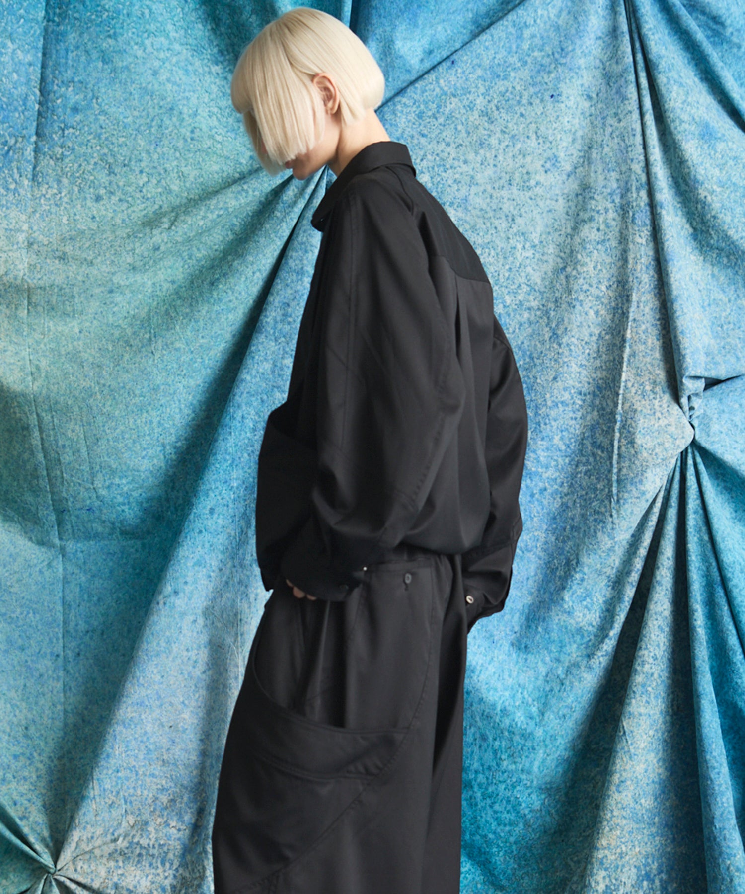 【26SS PRE-ORDER】NISHIKAWA KEORI Prime-Over Wool Curve Shirt