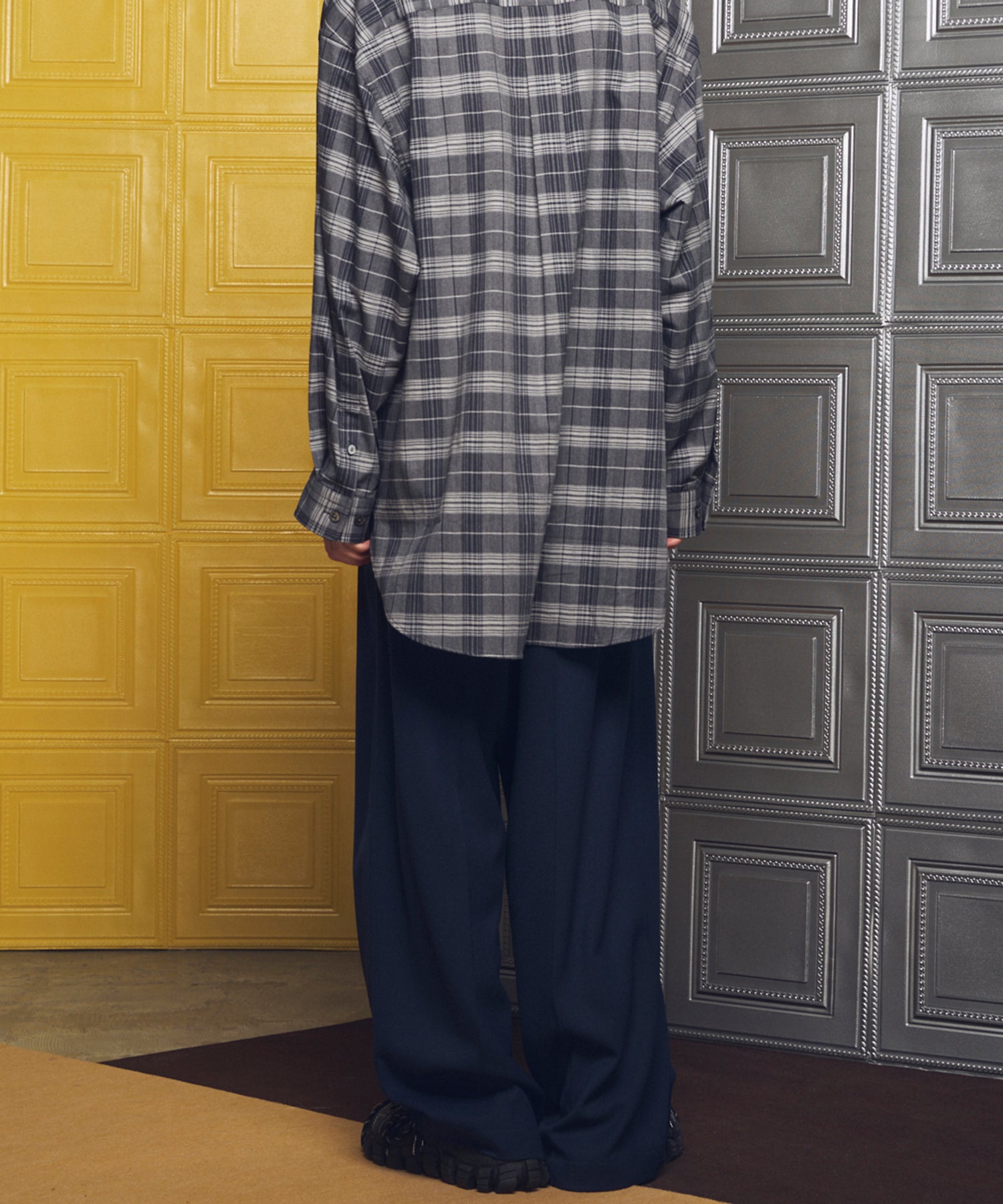 [26SS PRE-ORDER] Clear Trichotine Two-tuck Prime-Wide Slacks