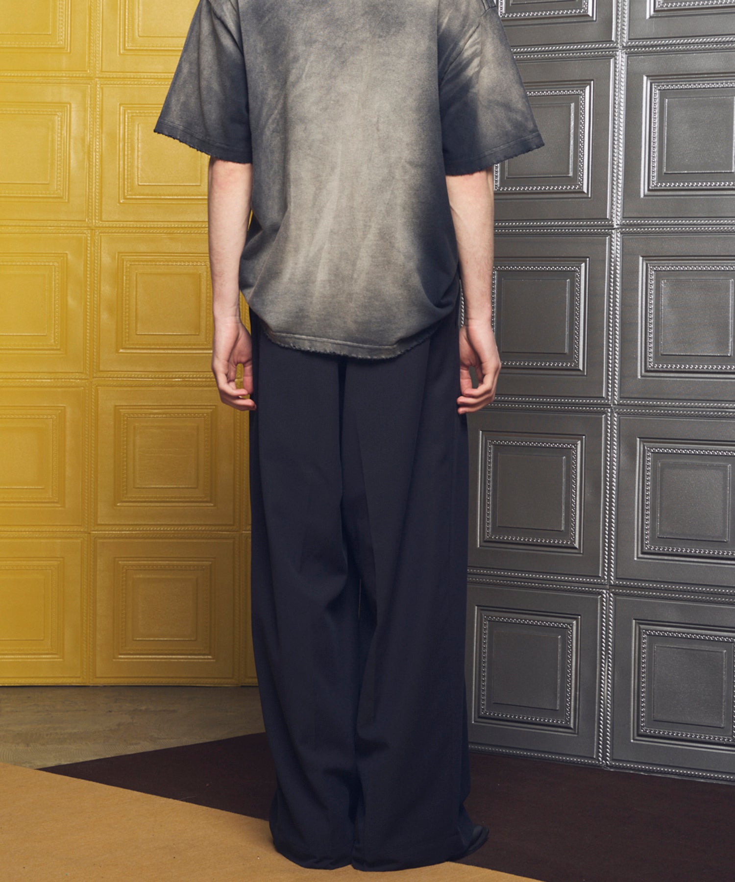 【26SS PRE-ORDER】Crispy Cross Calze Two-tuck Prime-Wide Slacks
