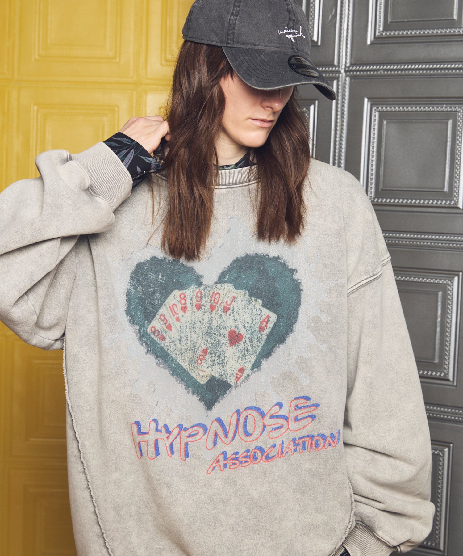 【Hypnose Association for MAISON SPECIAL】「TRUMP」 Prime-Over Crew Neck Sweatshirt