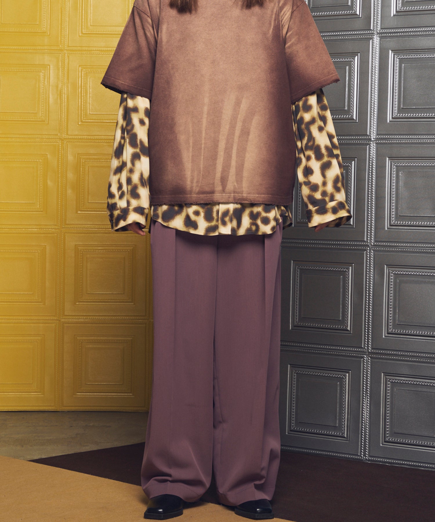 【26SS PRE-ORDER】Crispy Cross Calze Two-tuck Prime-Wide Slacks