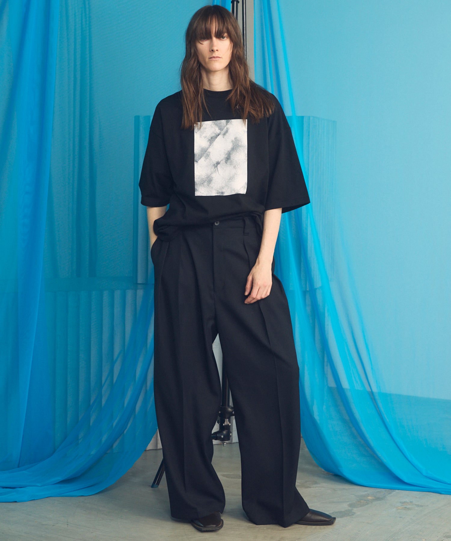 [26SS PRE-ORDER] Clear Trichotine Two-tuck Prime-Wide Slacks