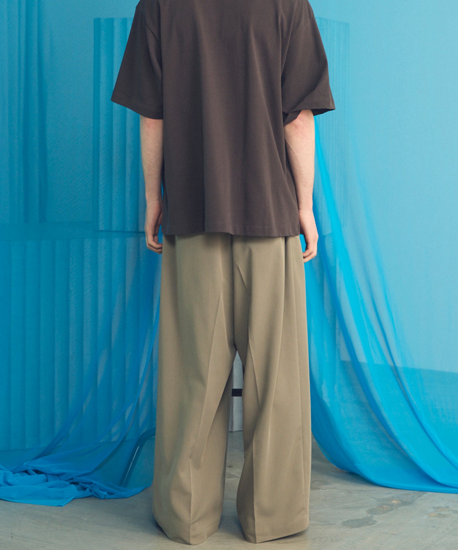 【26SS PRE-ORDER】Crispy Cross Calze Two-tuck Prime-Wide Slacks