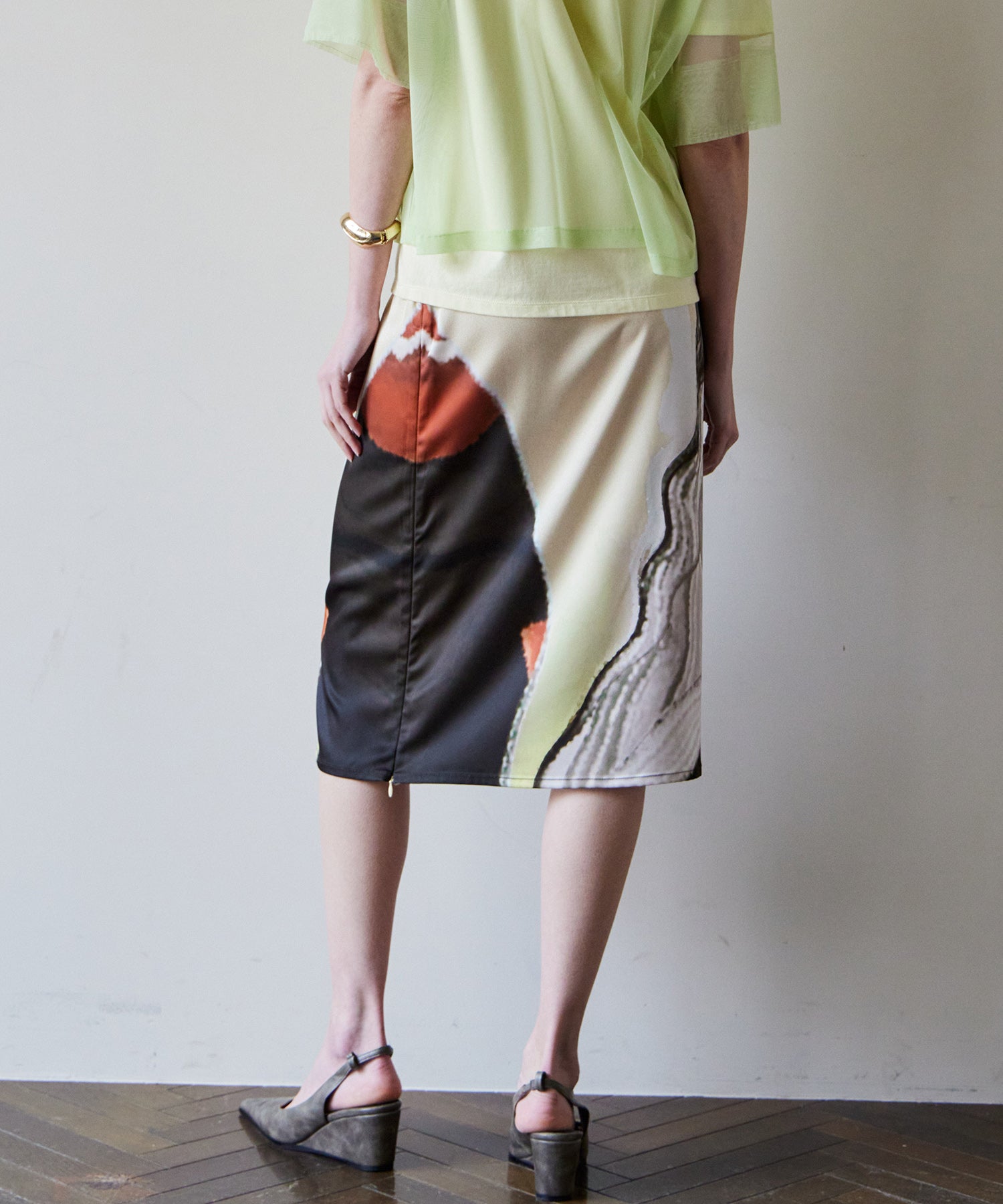 【PRE-ORDER】Book Wave 2WAY High-Slit Skirt