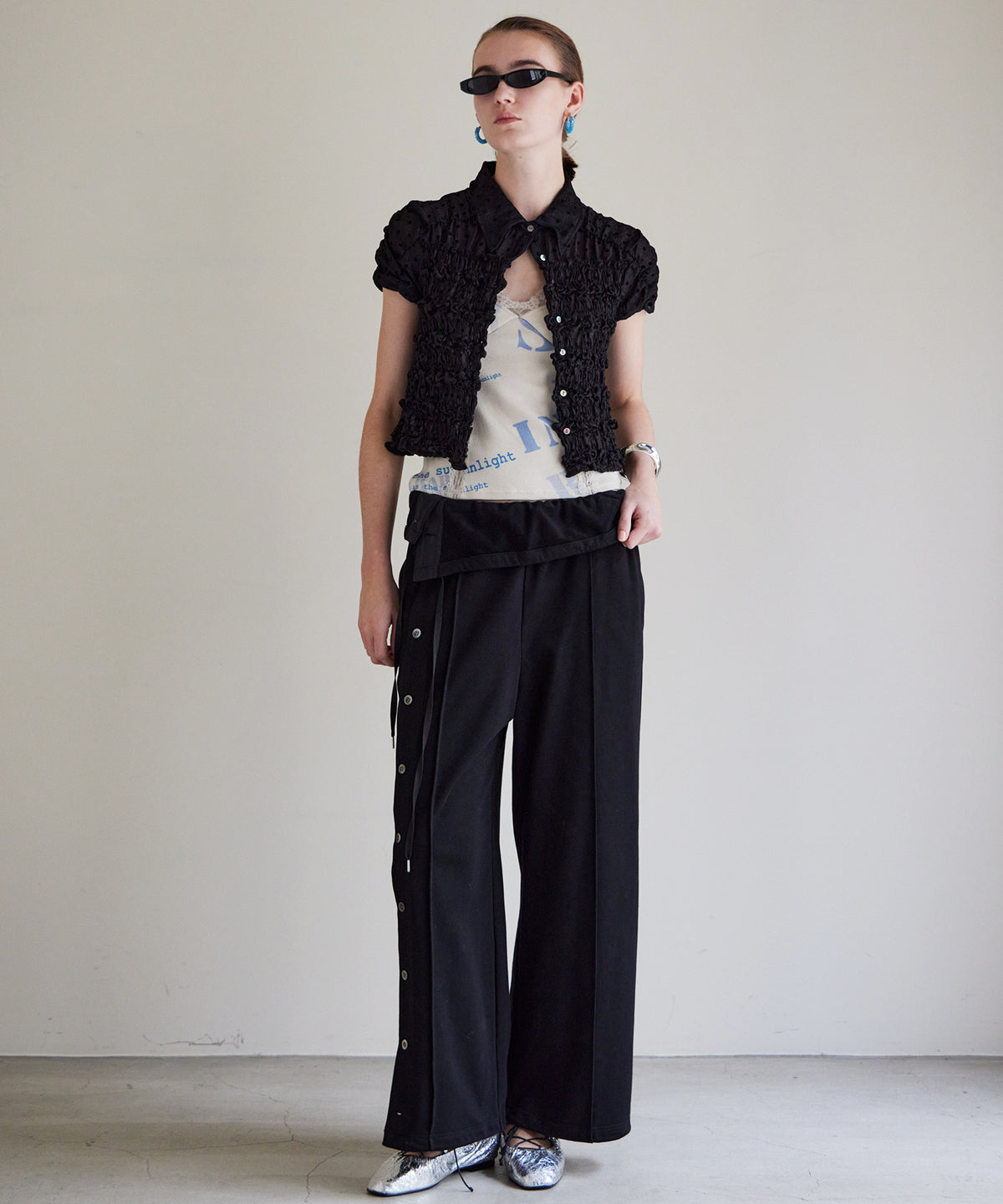 Button Slit Turn-Back Sweat Pants