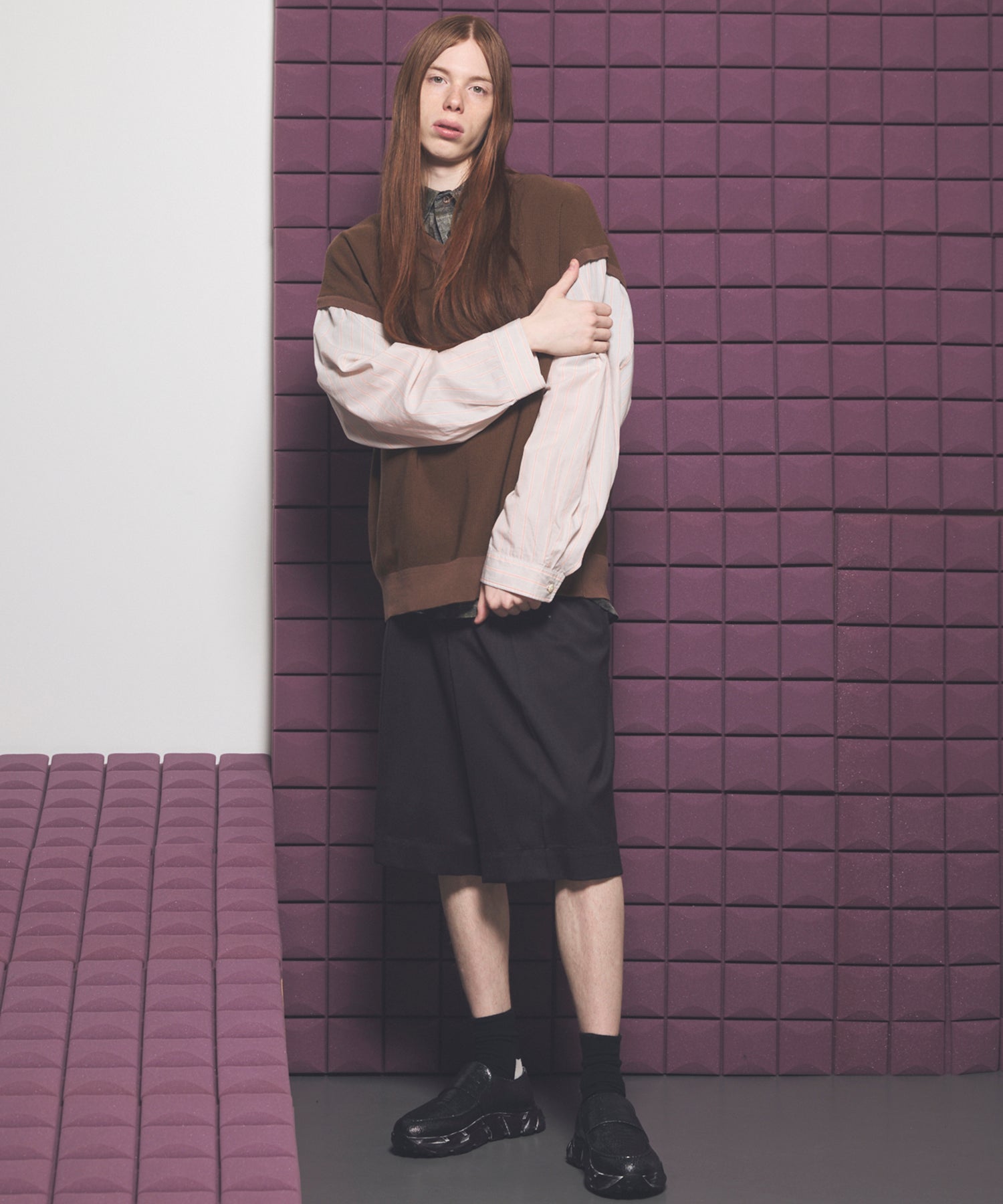 ニット+セーター PONTI V NECK DOCKING P/O KNIT Nothing Written: Navy Puno V-Neck Pullover Sweater | SSENSE
