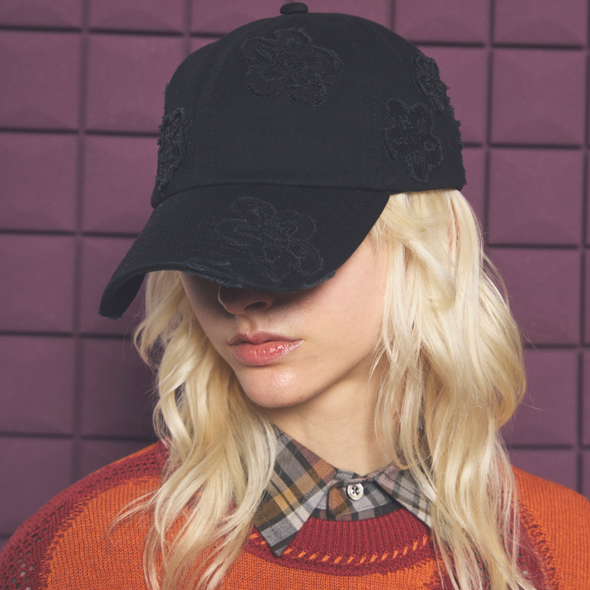 PRE-ORDER】Motif Damaged Flower Pattern 6P Cap