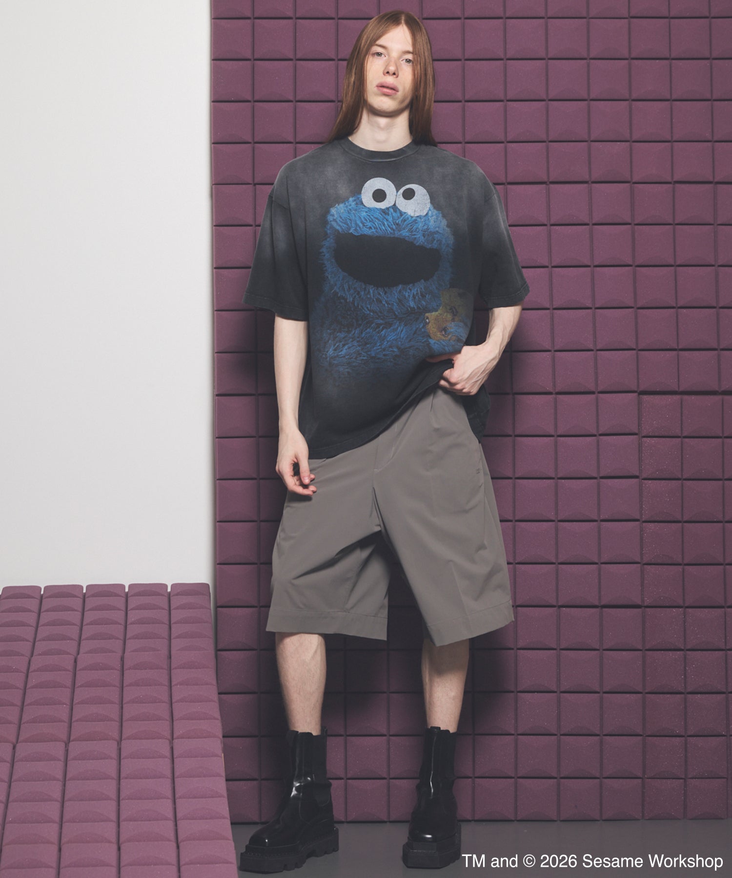 “SESAME STREET”- Elmo - Prime-Over Crew Neck Sweatshirt
