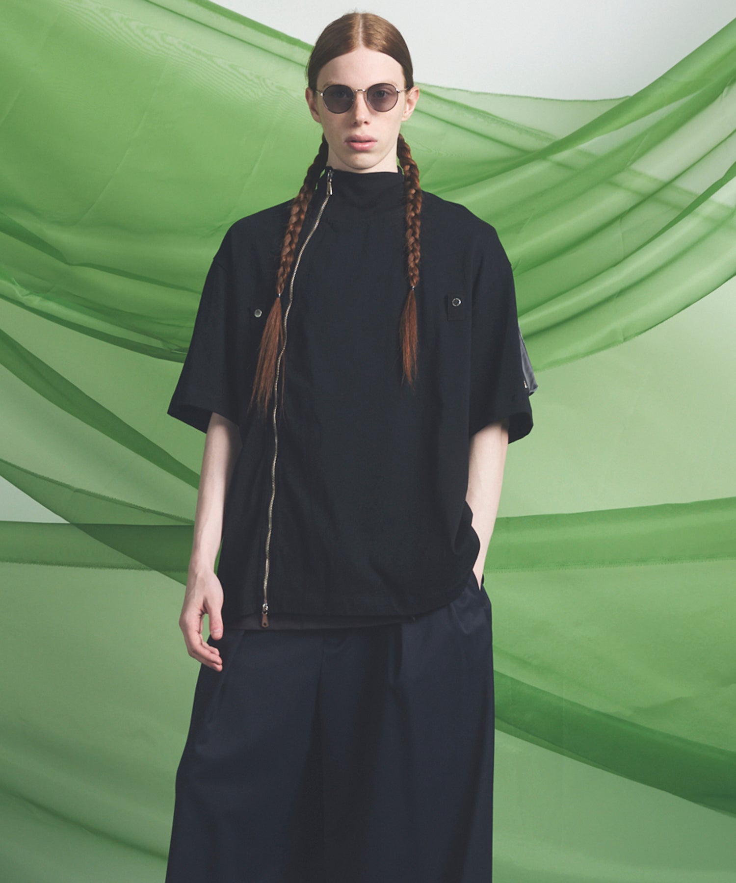 【26SS PRE-ORDER】Asymmetrical Front Zip High Neck Prime-Over High Neck Short Sleeve T-Shirt