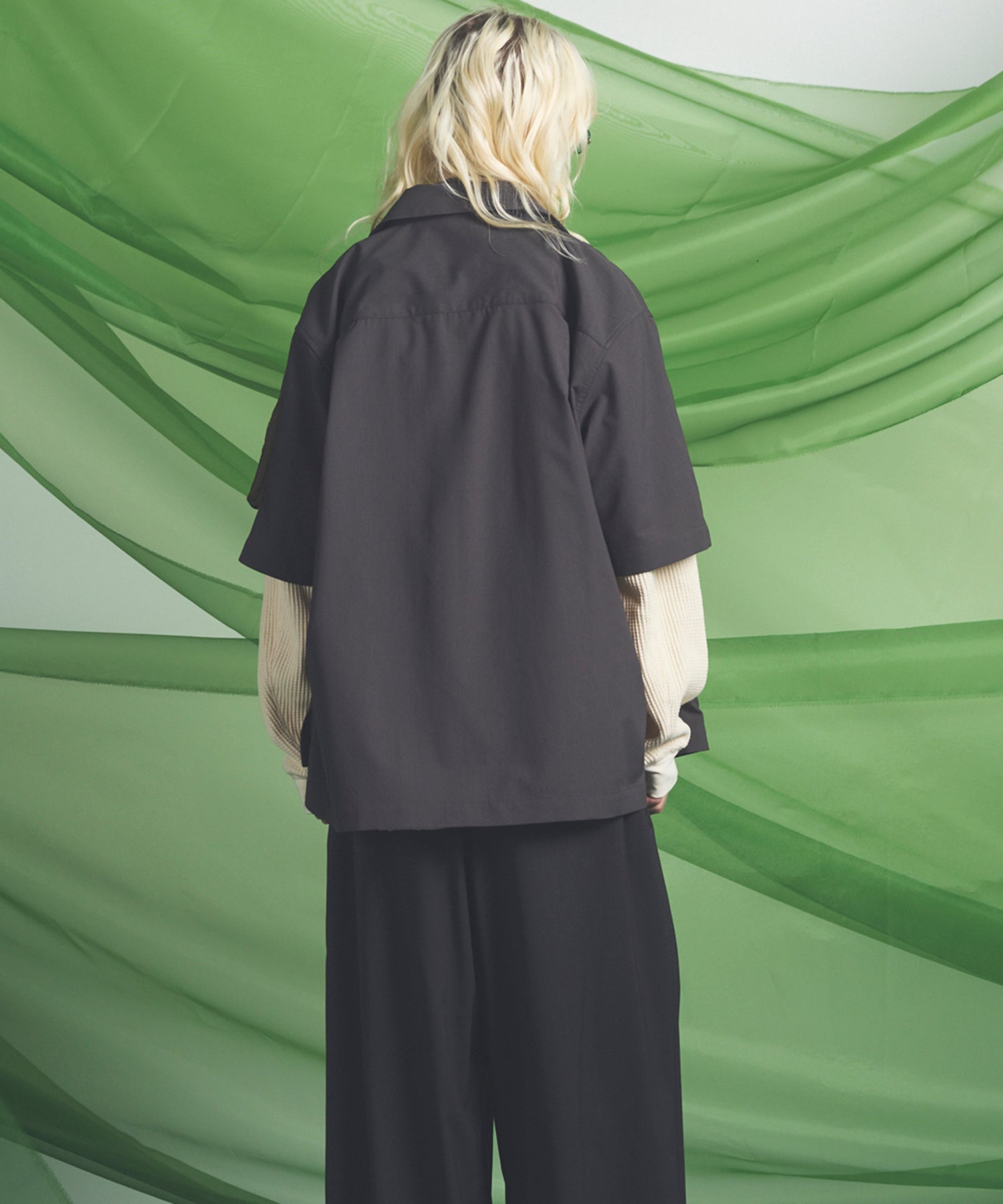 Layering MA-1 Docking Prime-Over Open Collar Short Sleeve Shirt
