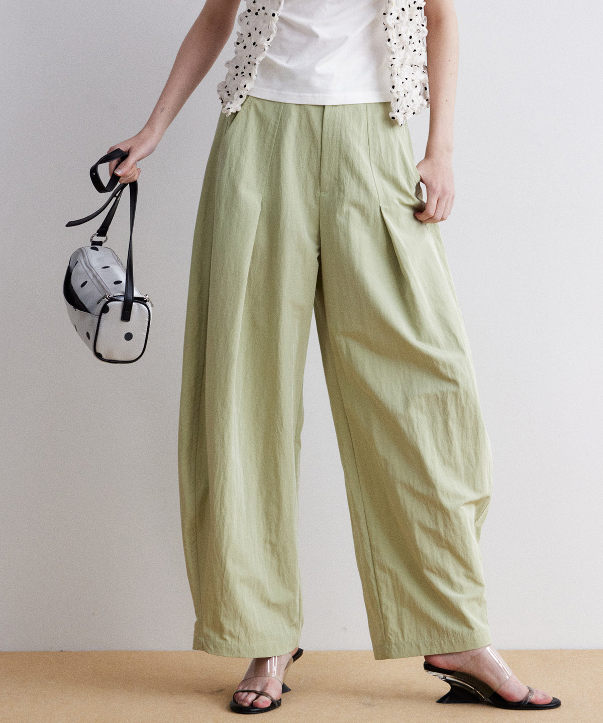Tuck Cocoon Color Pants
