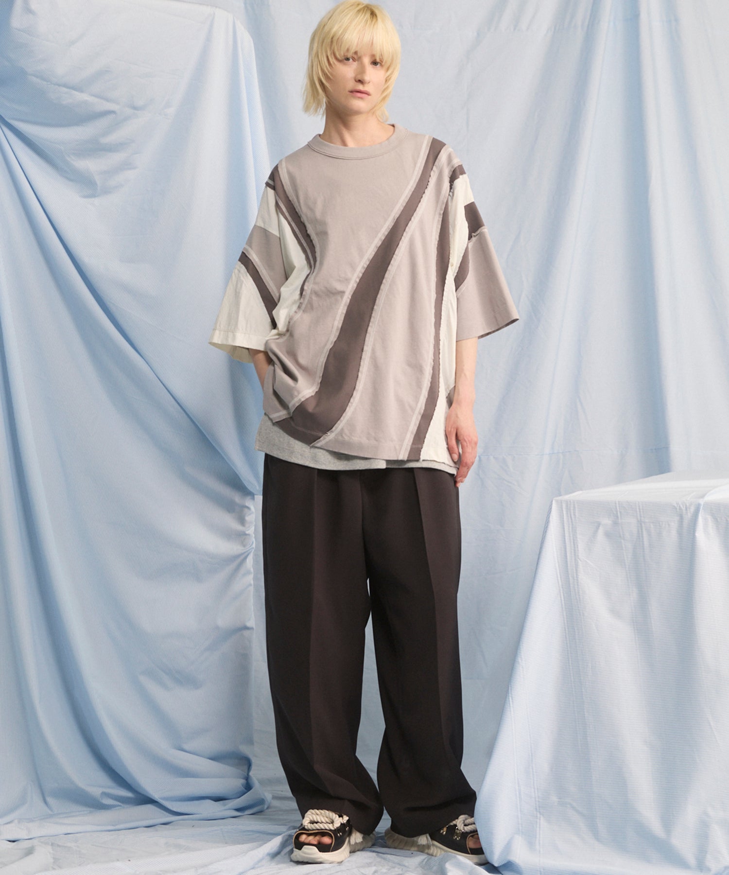 [26SS 预购] 花朵拼布 Vintage Like Prime-Over 运动拉链连帽衫