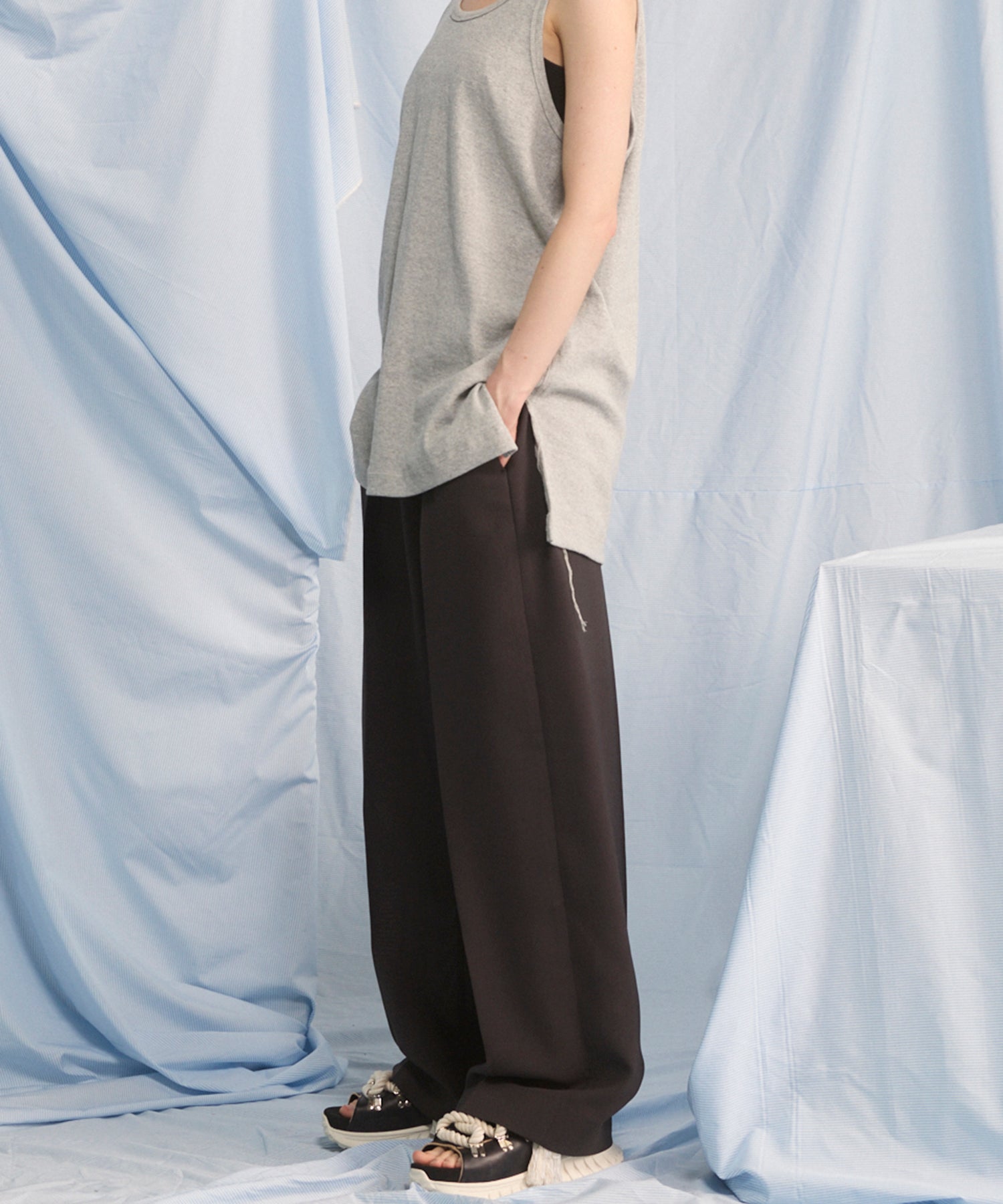 Wooly Mesh One-tuck Prime-Wide Tapered Slacks