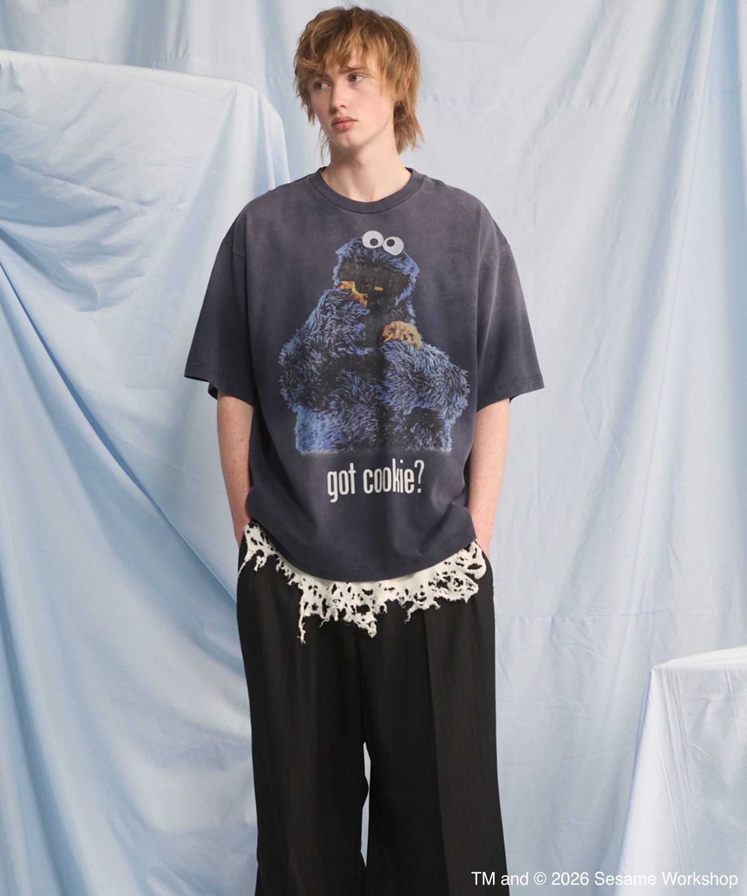 【PRE-ORDER】【MOVIE SERIES】「SESAME STREET」- Got Cookie - Prime-Over Crew Neck Short Sleeve T-Shirt