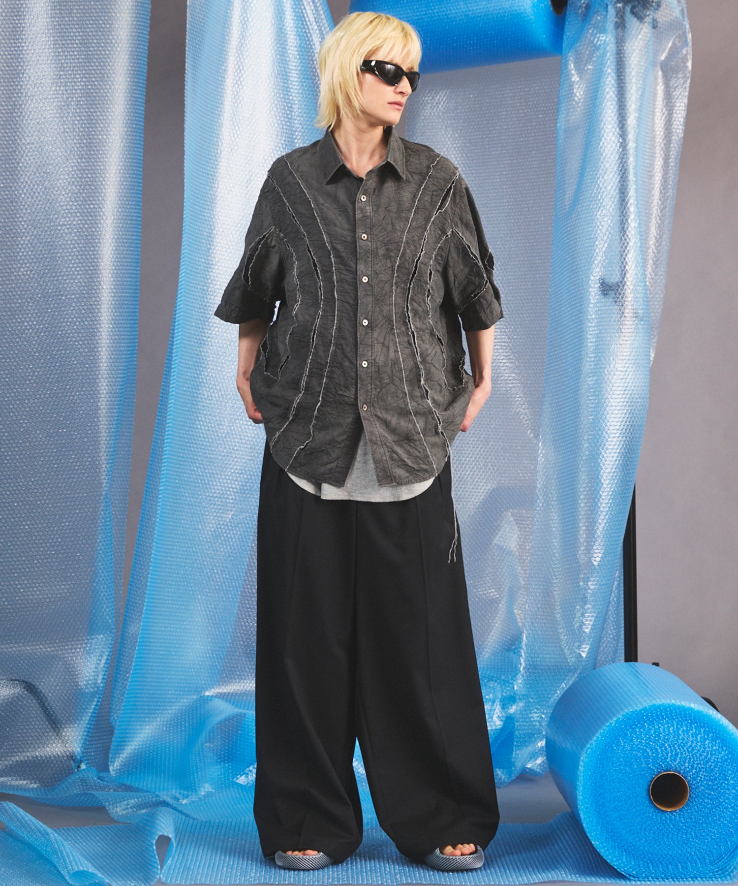 NISHIKAWA KEORI Wool Mix Gabardine Continuous Tow-Tuck Wide Pants