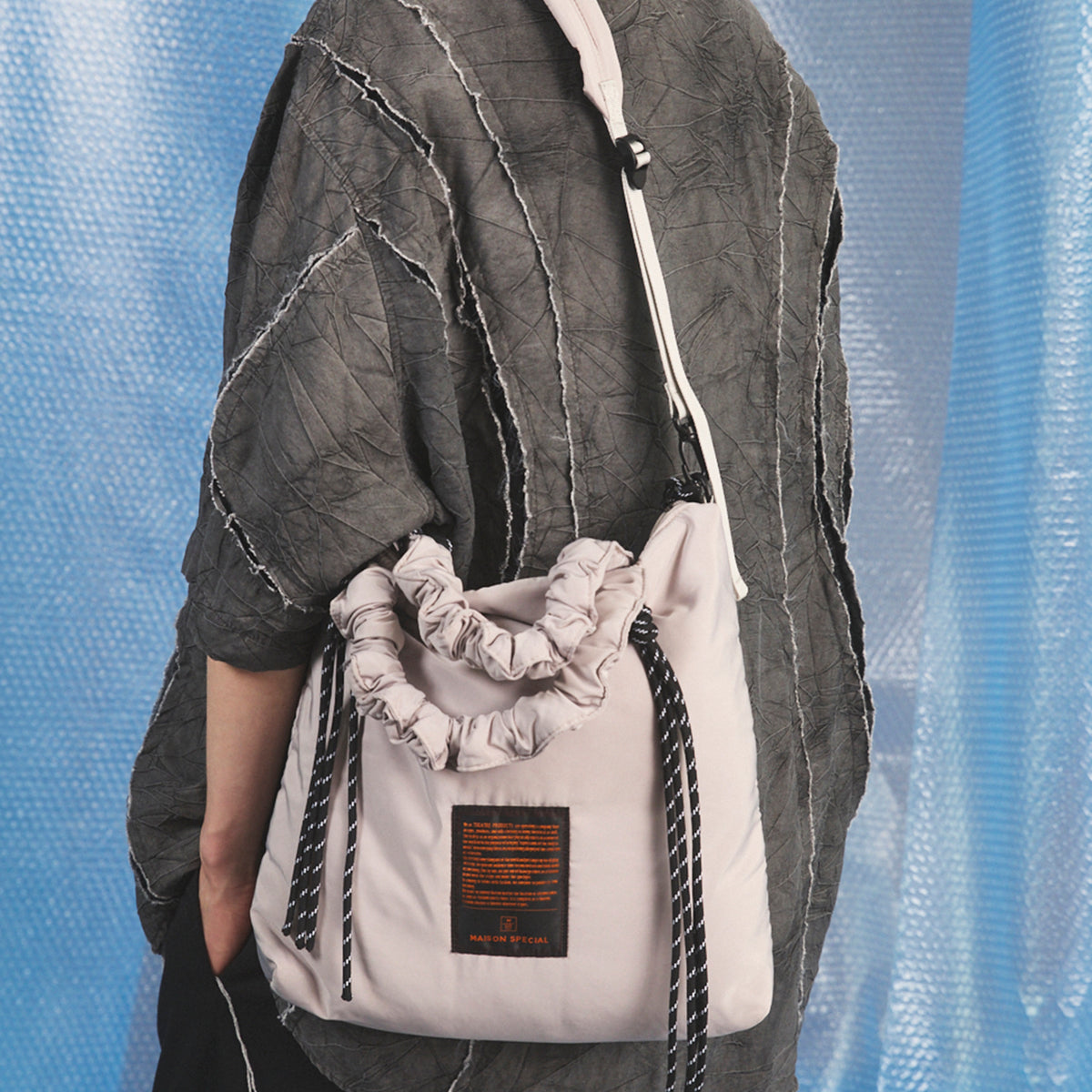 26SS PRE-ORDER】【THEATRE PRODUCTS】Collaboration Multiway Puffer
