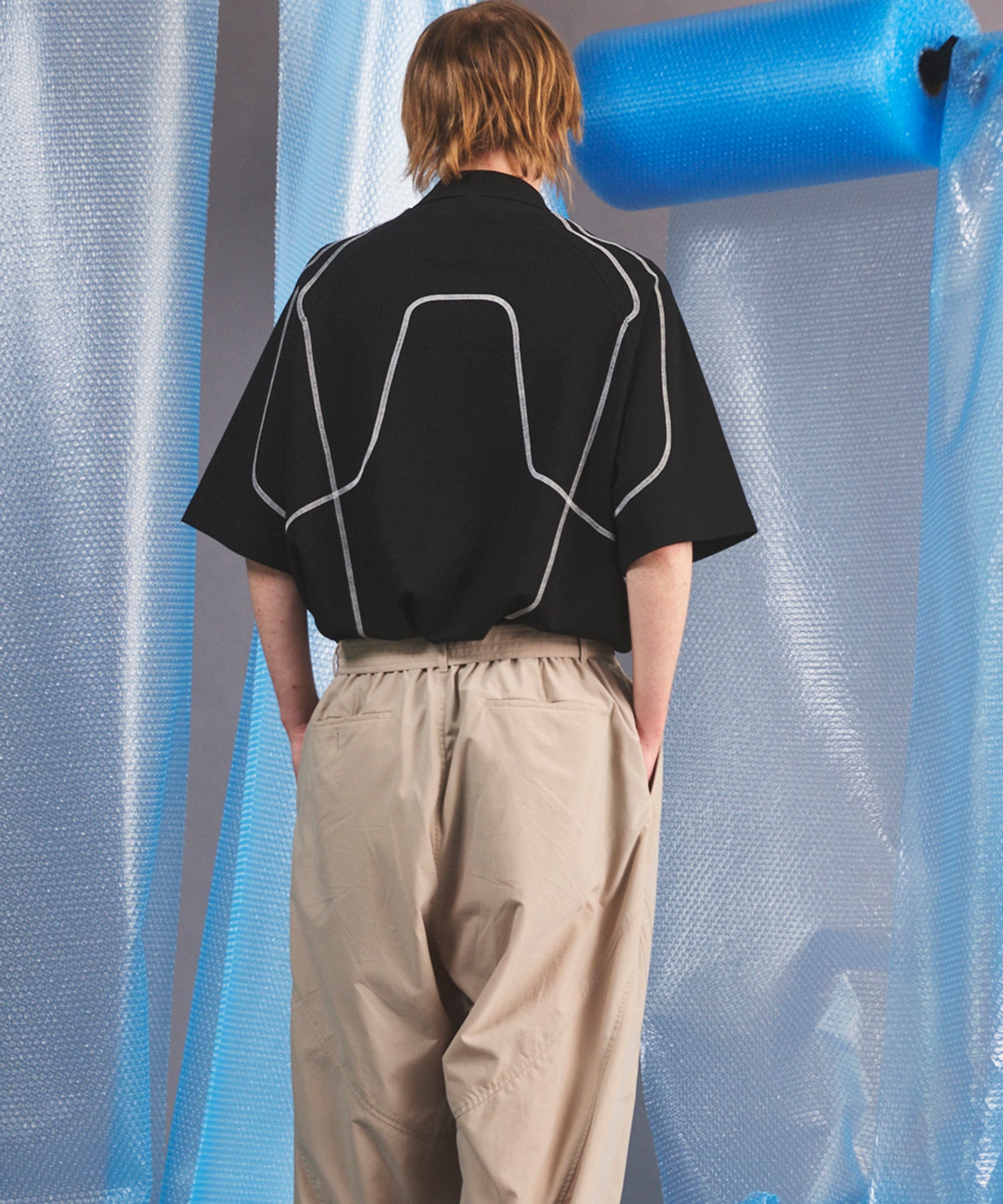 【26SS PRE-ORDER】V-neck Stitch Work Prime-Over Raglan Short Sleeve Polo Shirt