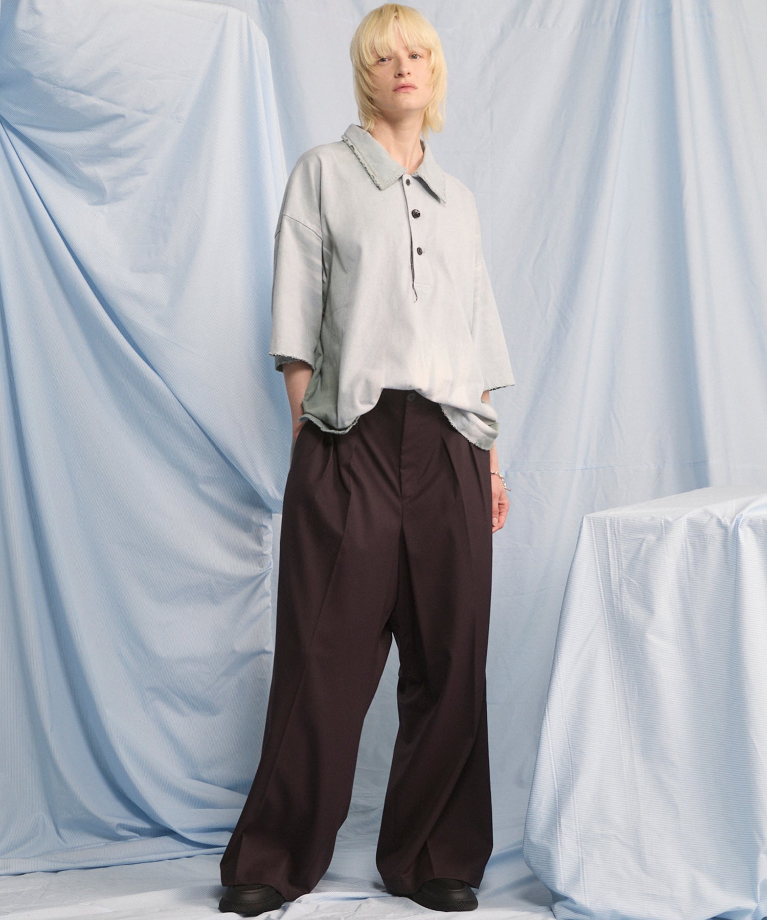 NISHIKAWA KEORI Wool Mix Gabardine Continuous Tow-Tuck Wide Pants