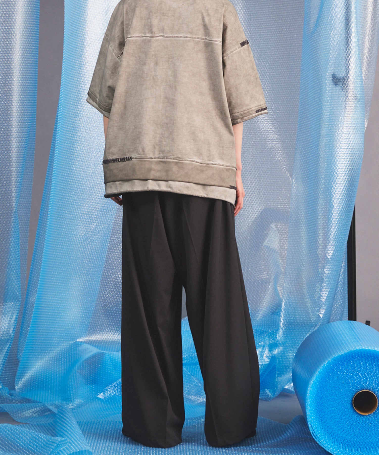 NISHIKAWA KEORI Wool Mix Gabardine Continuous Tow-Tuck Wide Pants