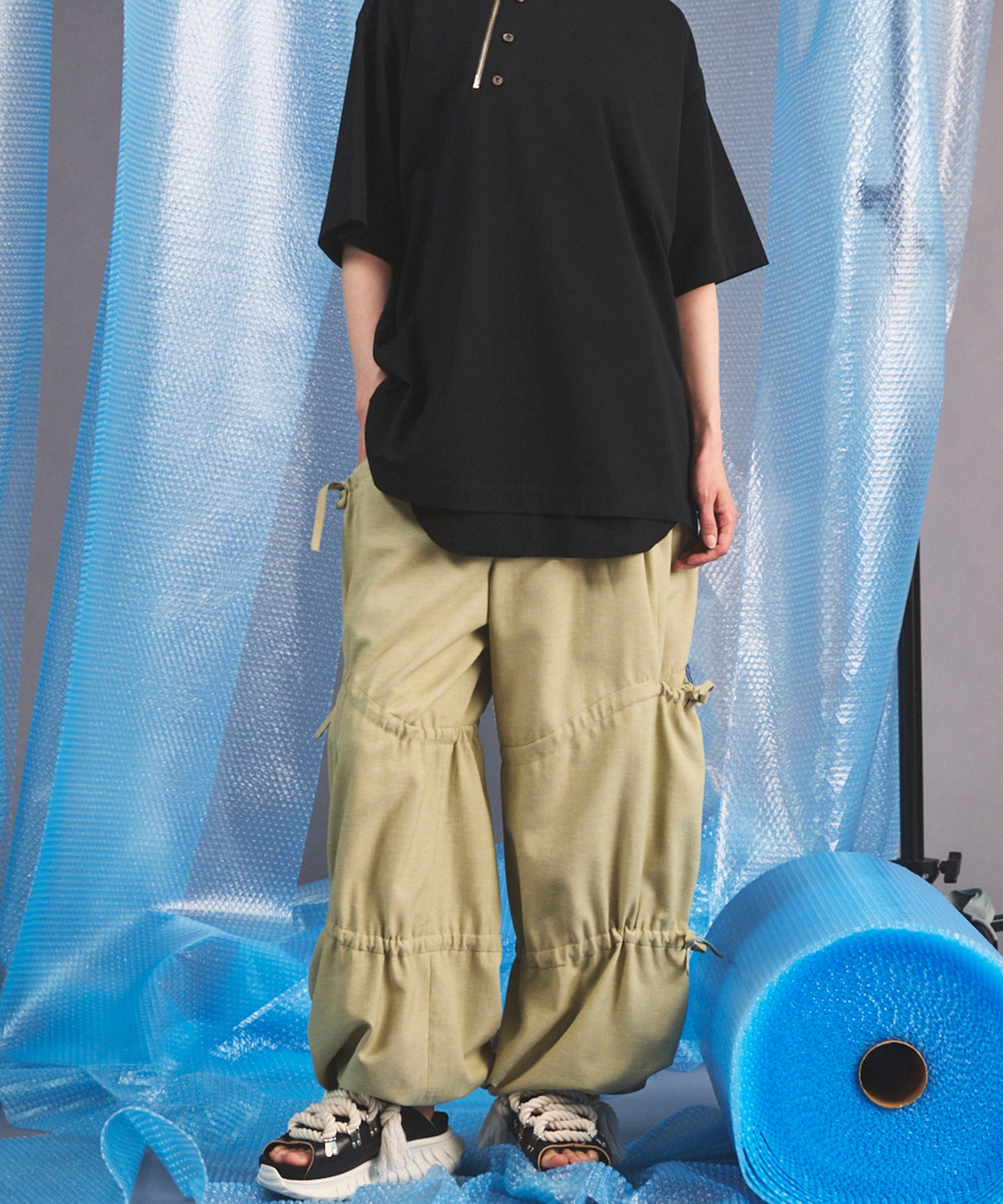 [26SS PRE-ORDER] Airy Striped Gabardine Prime-Wide Two-tuck Pants