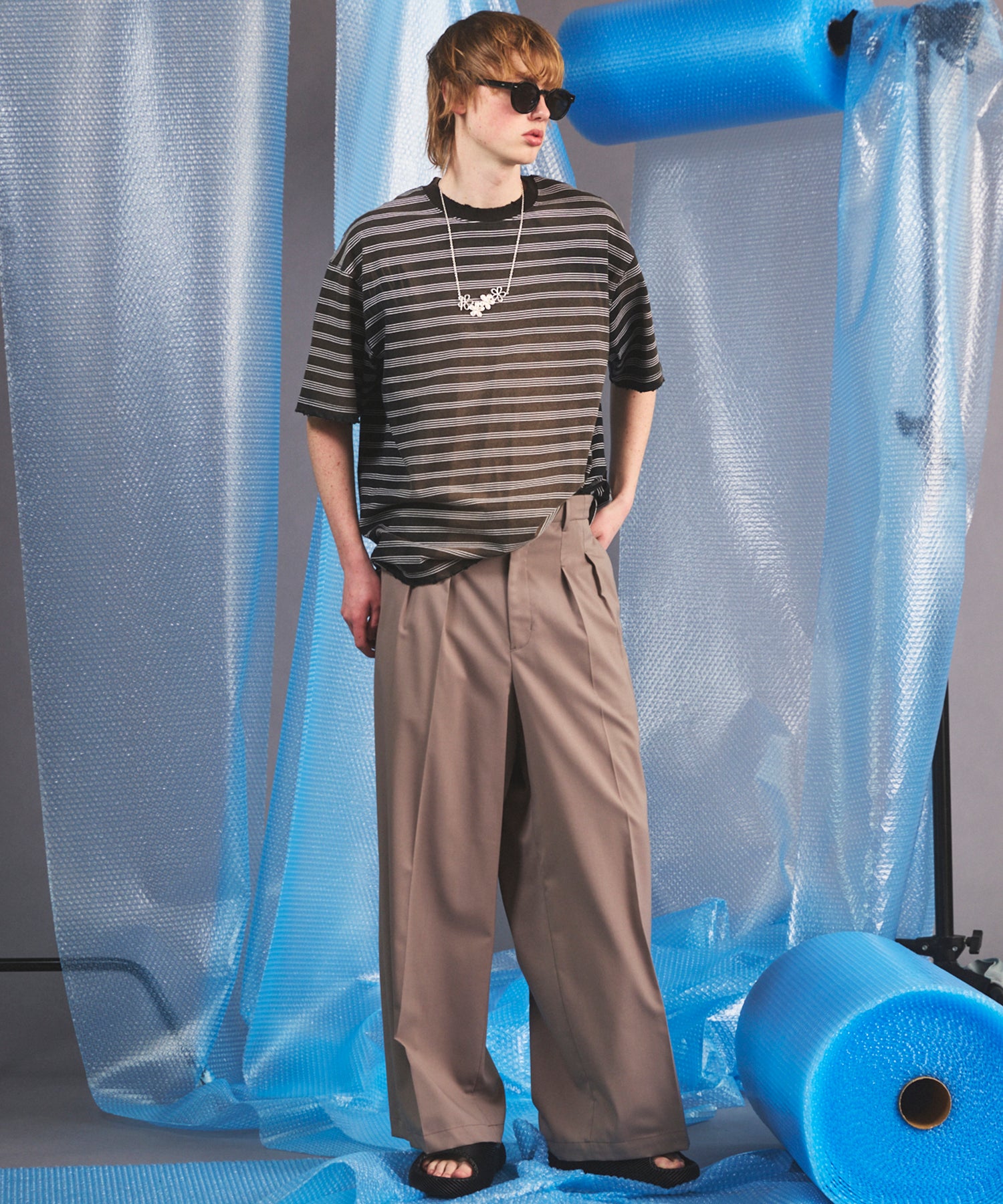 NISHIKAWA KEORI Wool Mix Gabardine Continuous Tow-Tuck Wide Pants