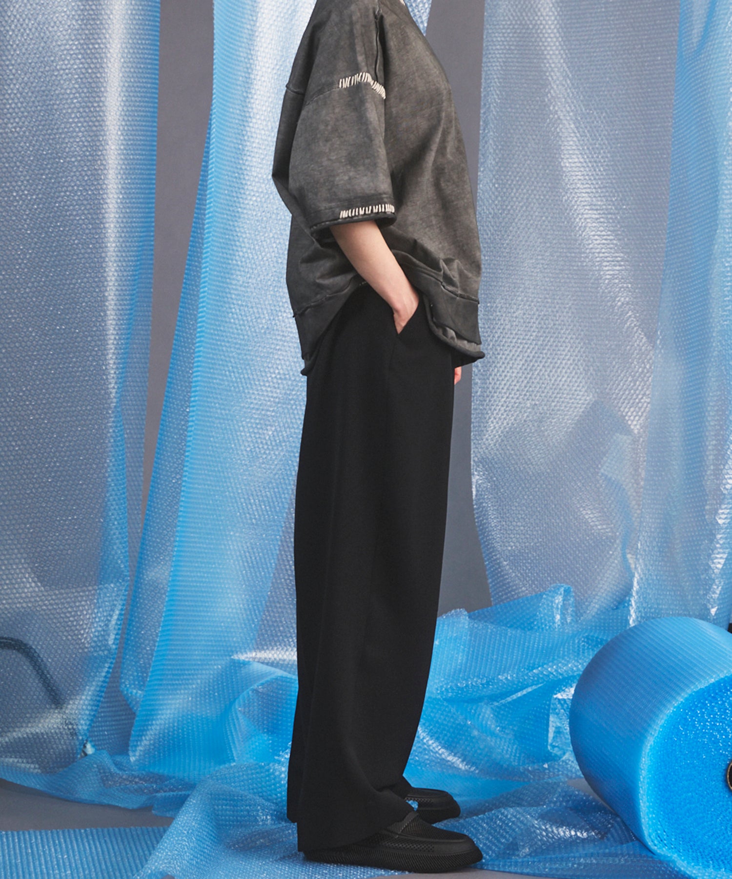 Wooly Mesh One-tuck Prime-Wide Tapered Slacks
