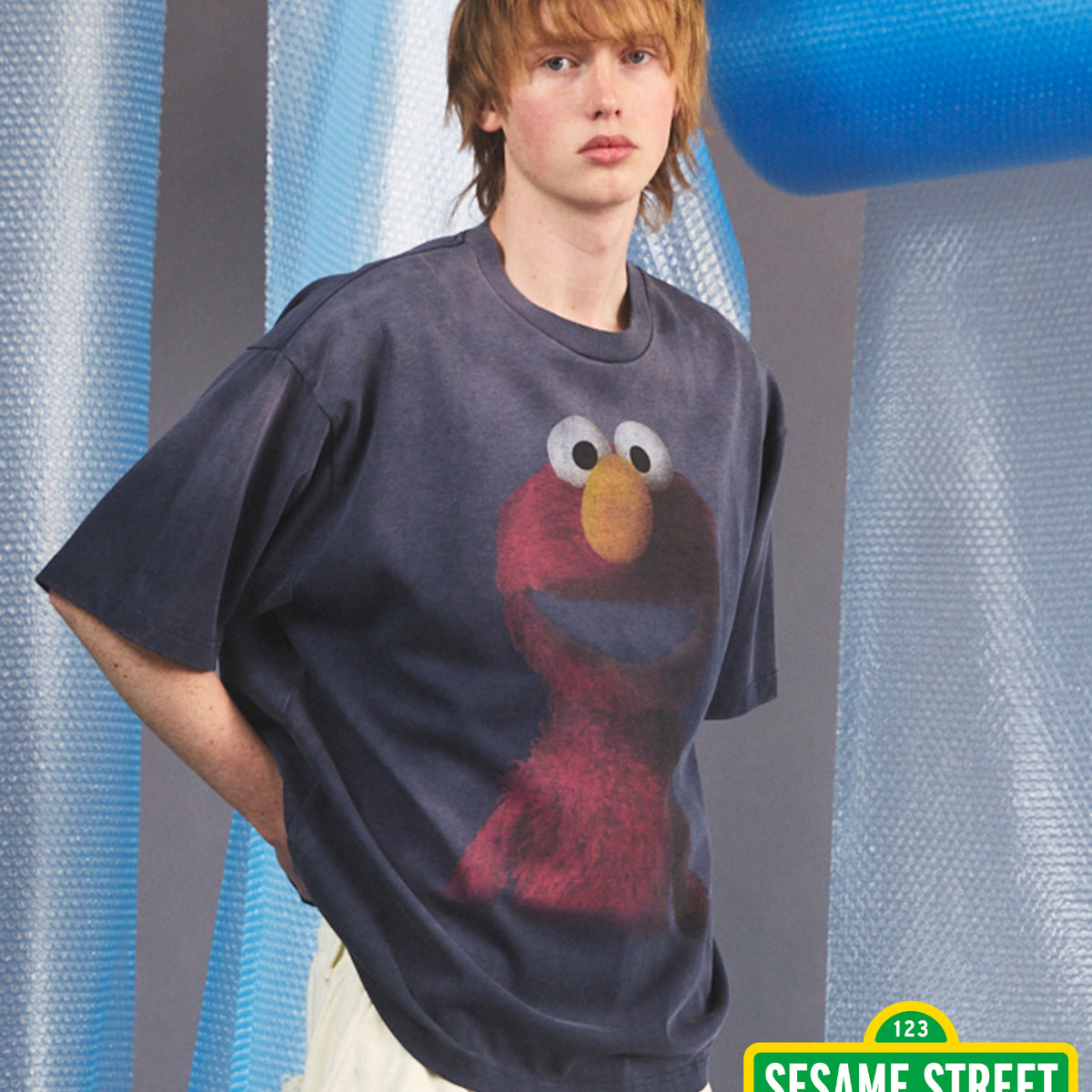 MAISON SPECIAL エルモ　長袖Tシャツ PRE-ORDER】【MOVIE SERIES】「SESAME STREET」- Elmo - Prime-Over