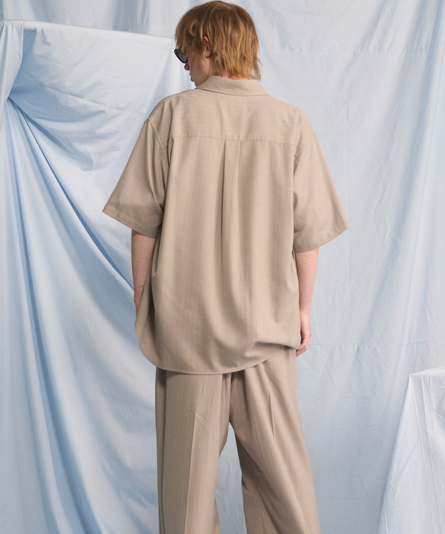 [26SS PRE-ORDER] Airy Striped Gabardine Prime-Over Short-sleeved Shirt