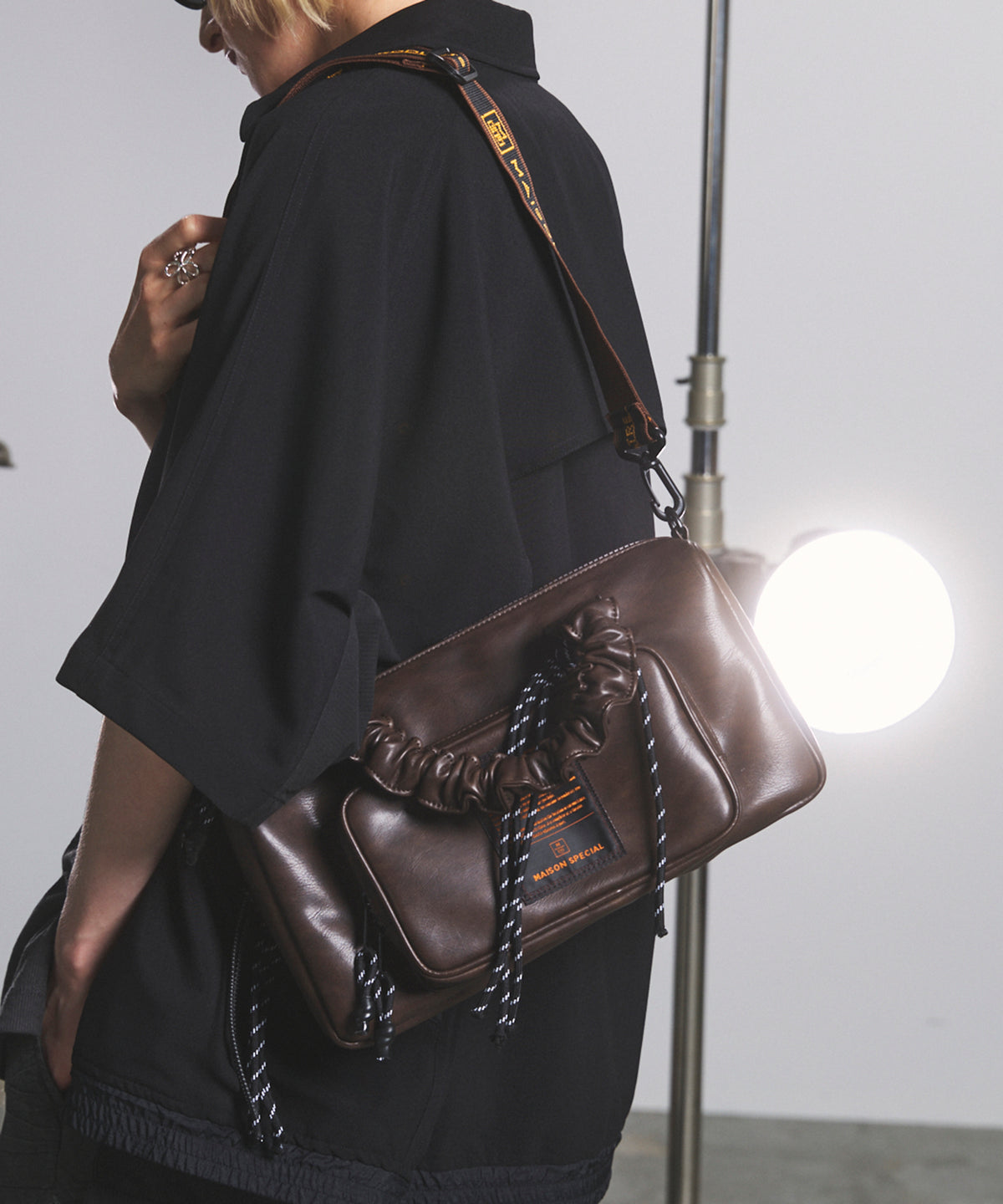 【26SS PRE-ORDER】【THEATRE PRODUCTS】Collaboration Horizontal Leather Shoulder Bag