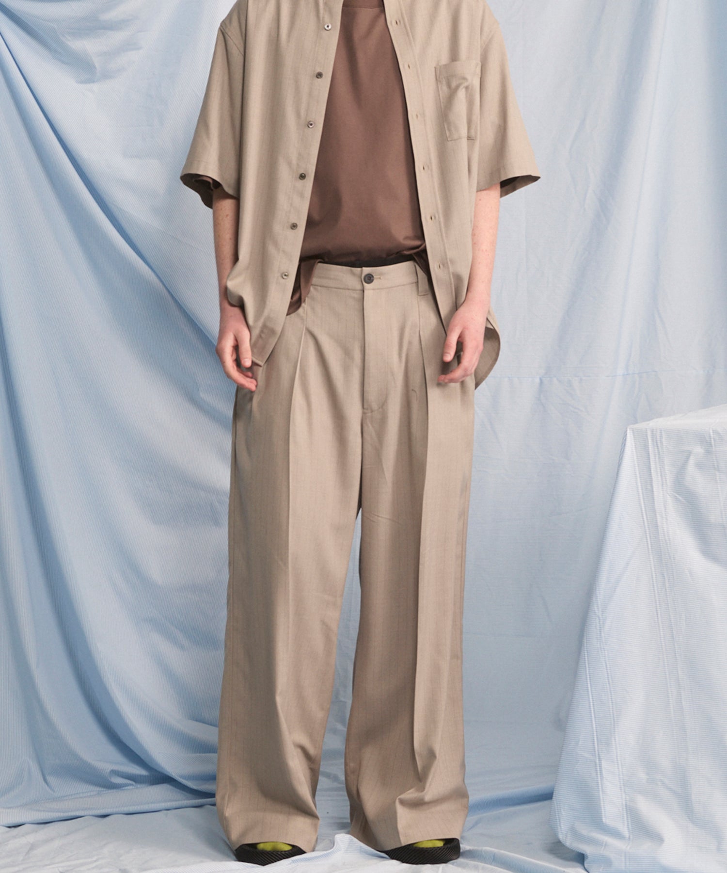 [26SS PRE-ORDER] Airy Striped Gabardine Prime-Wide Two-tuck Pants