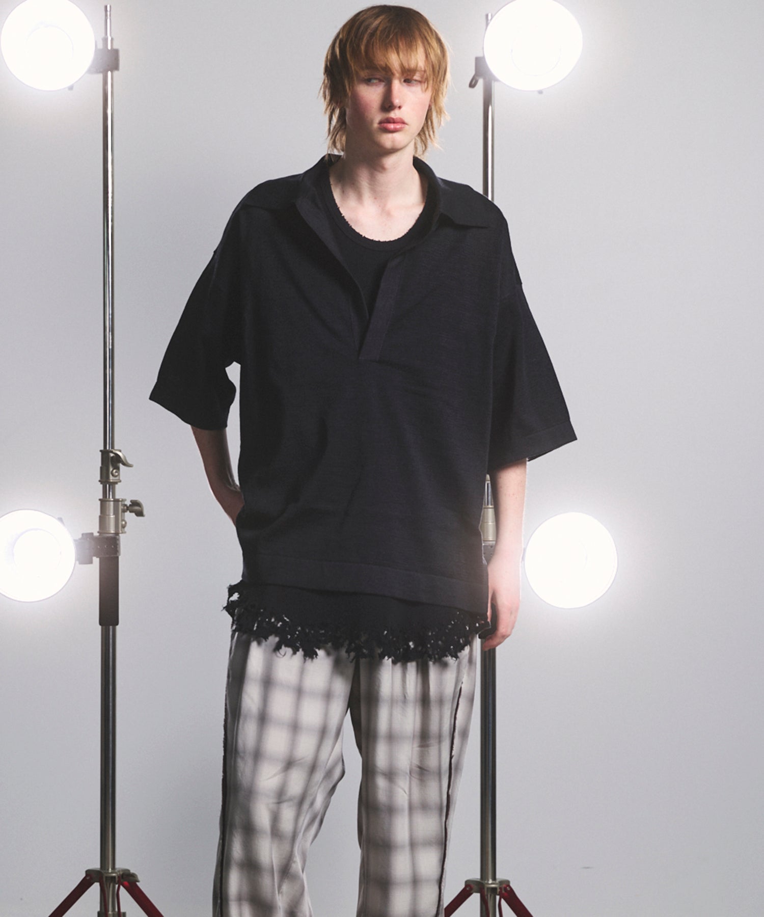 【26SS PRE-ORDER】Ramie-SOLOTEX Prime-Over Deep Front Skipper Knit T-shirt