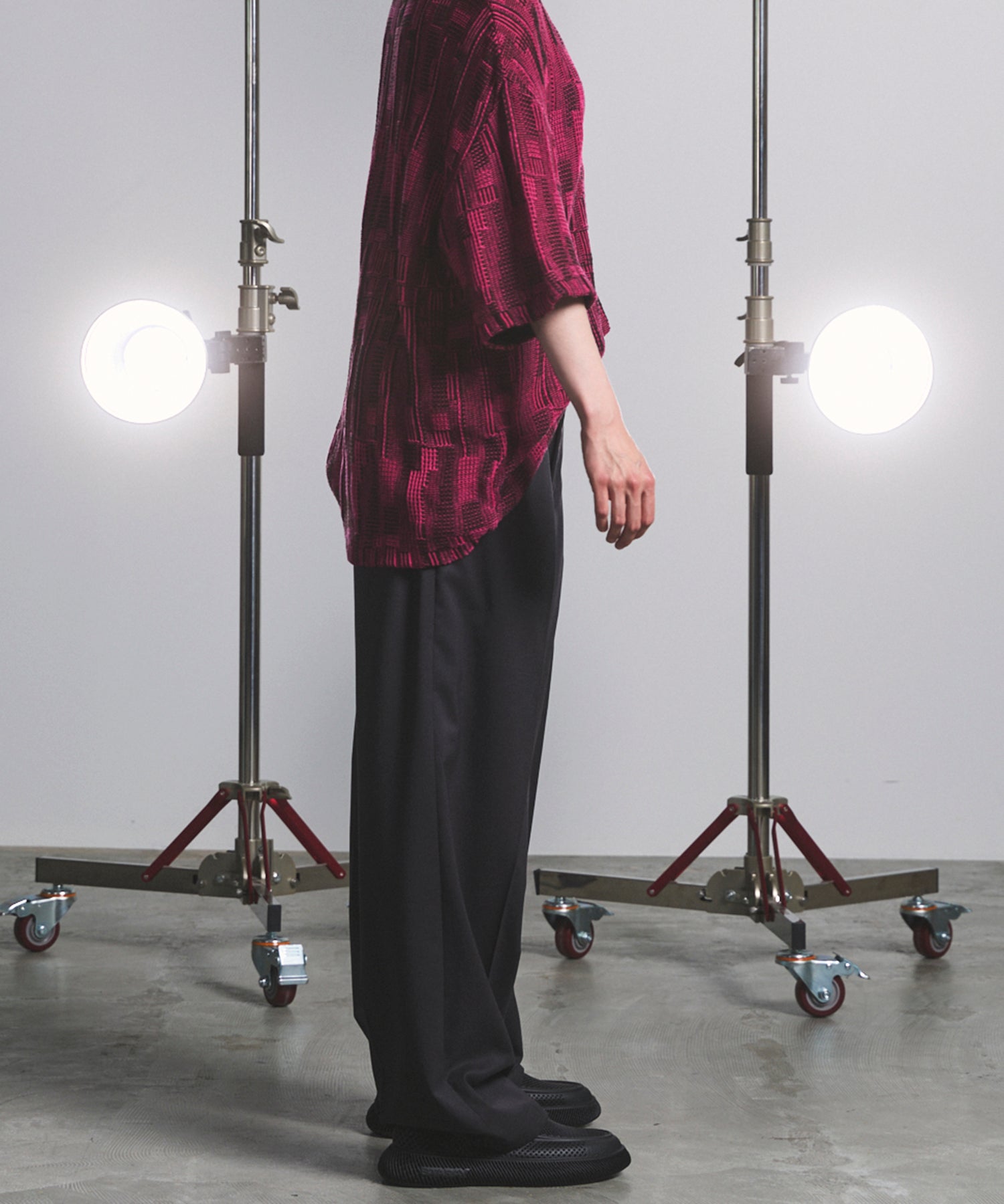 NISHIKAWA KEORI Wool Mix Gabardine Prime Wide One-Tuck Wide Pants