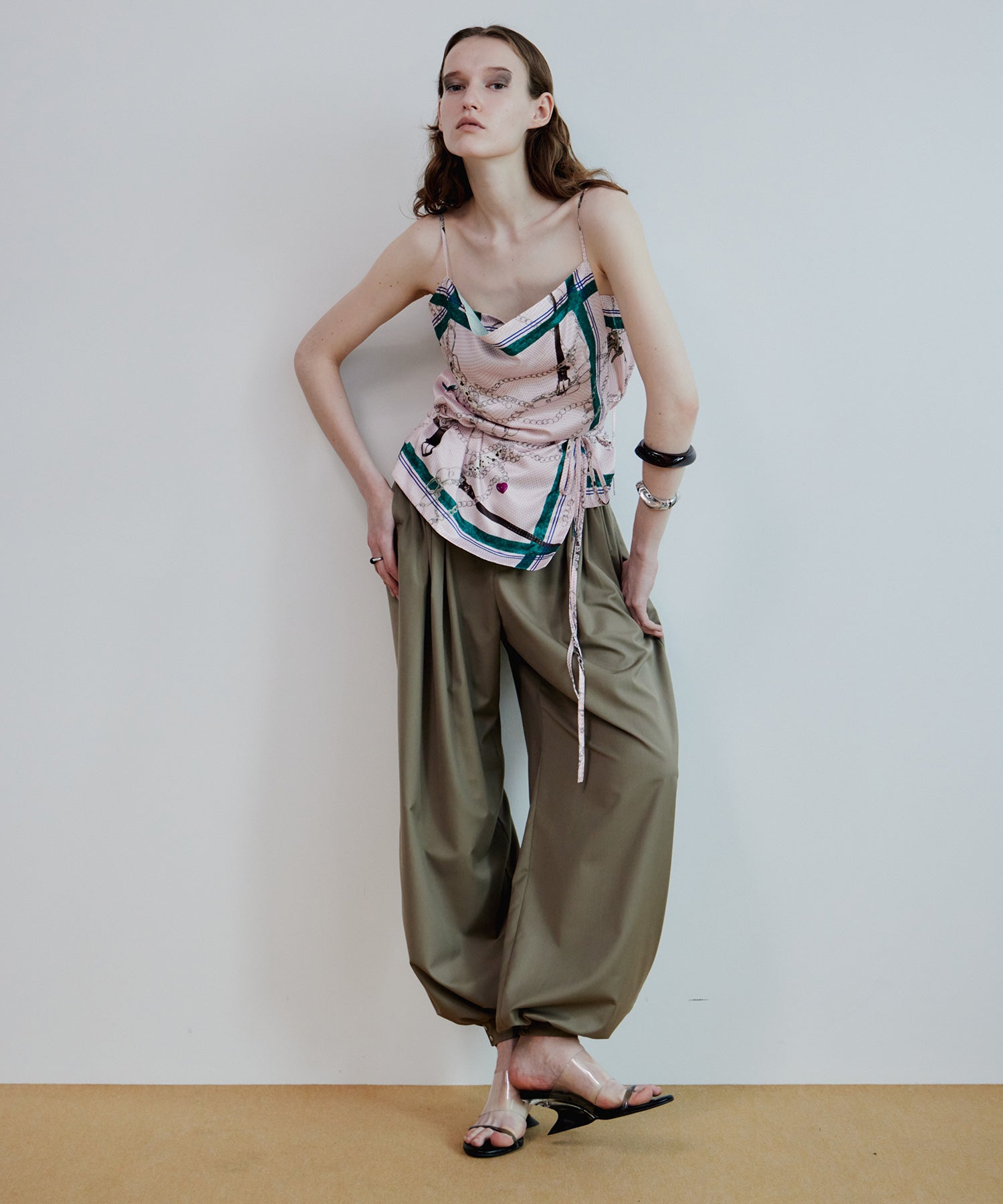 [2026Summer PRE-ORDER] Chain-Pattern Scarf TOPS