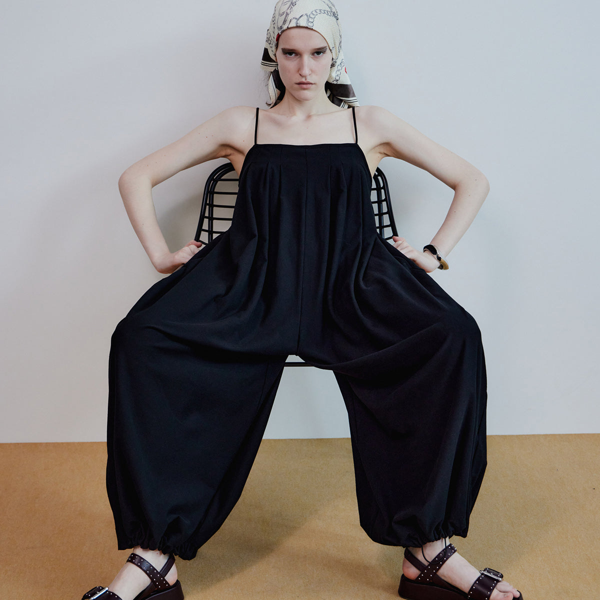 Tuck-in Balloon Jumpsuit