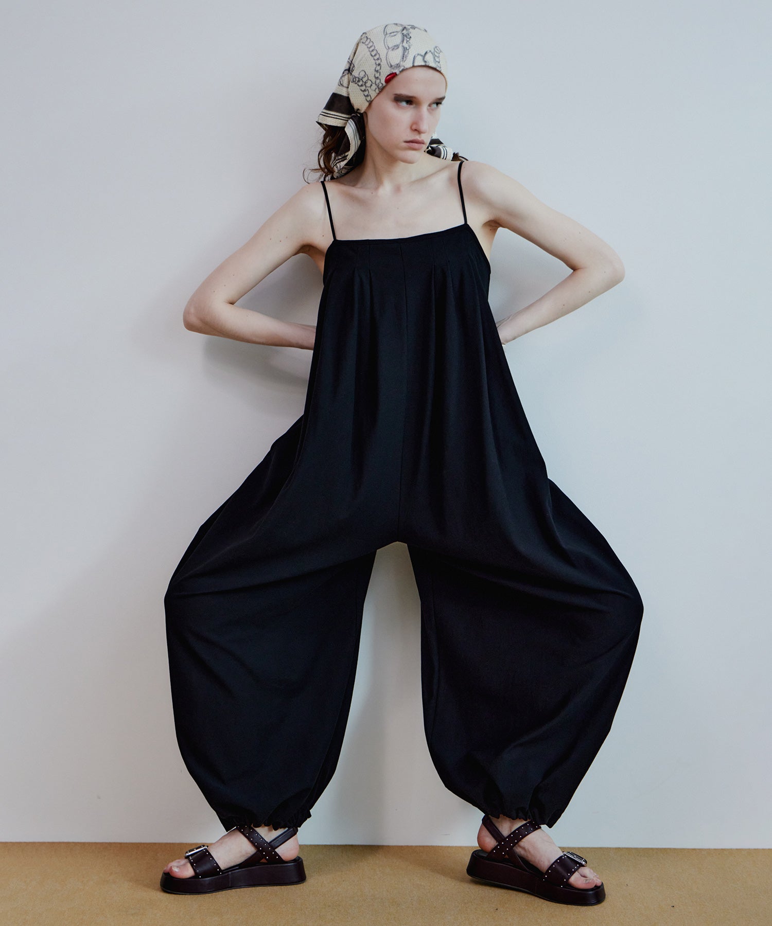 [2026Summer PRE-ORDER] Tuck-in Balloon Jumpsuit