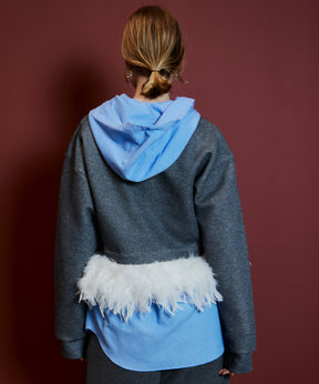 【26AUTUMN PRE-ORDER】Feather Hem Half-Zip Top