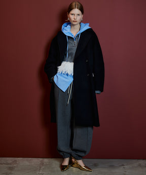 【26AUTUMN PRE-ORDER】Feather Hem Half-Zip Top