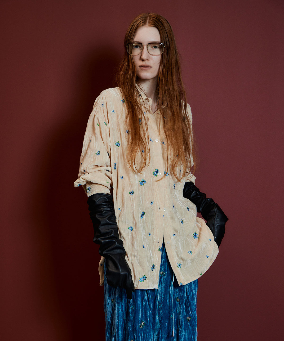【26AUTUMN PRE-ORDER】Flower Embroidery Velour Overshirt