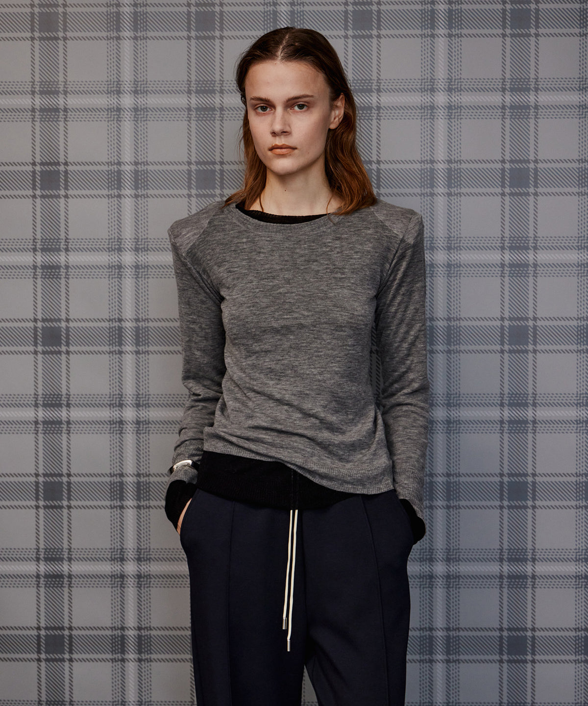 【26AUTUMN PRE-ORDER】Shoulder Pad Sheer Knit Top