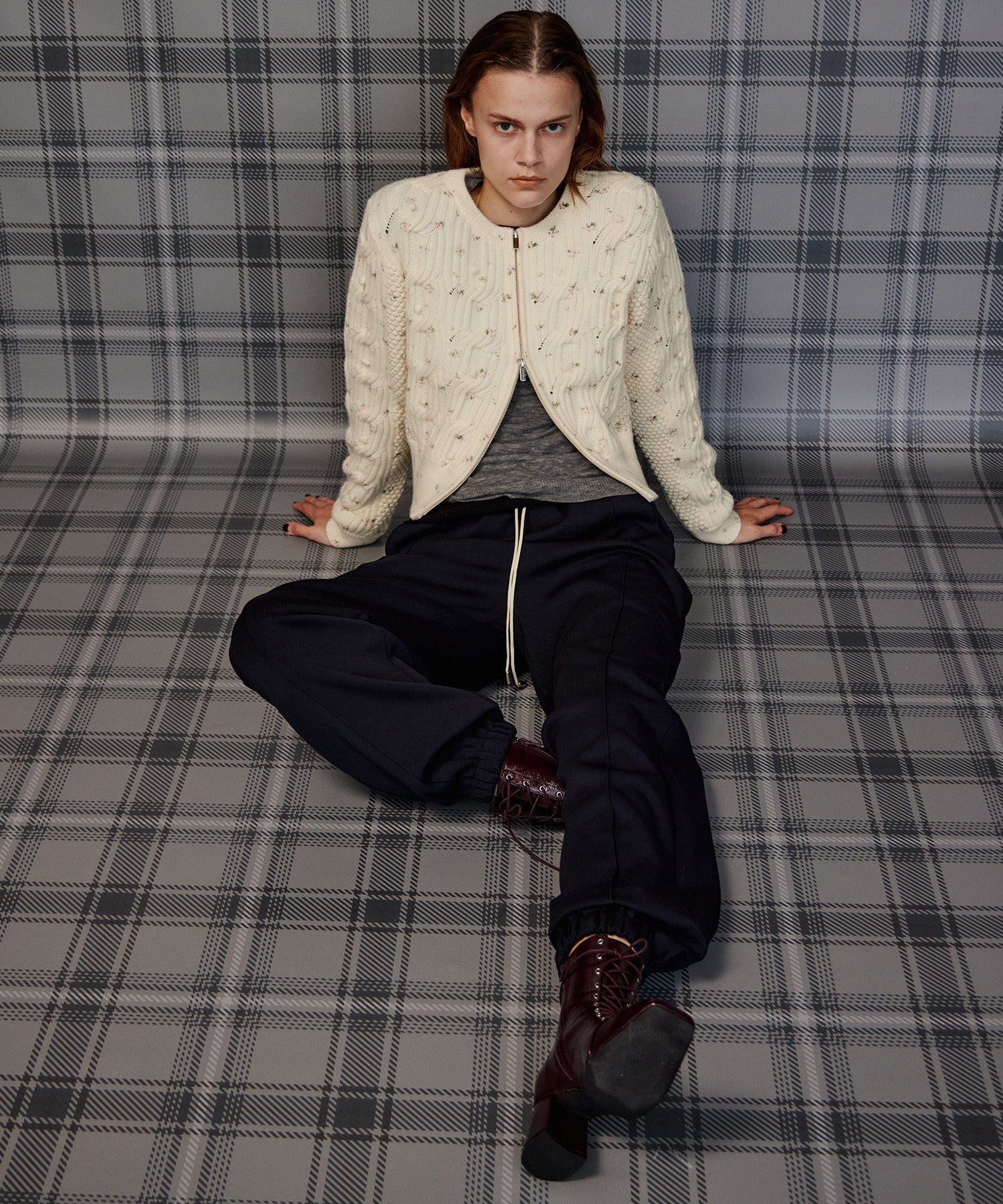 【26AUTUMN PRE-ORDER】Cable Flower Knit Cardigan