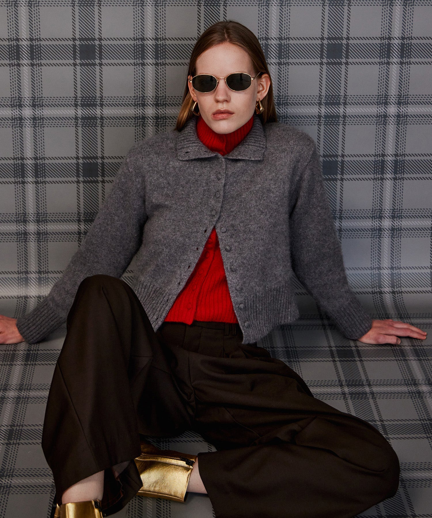 【26AUTUMN PRE-ORDER】Raccoon Blend Stand Collar Cardigan